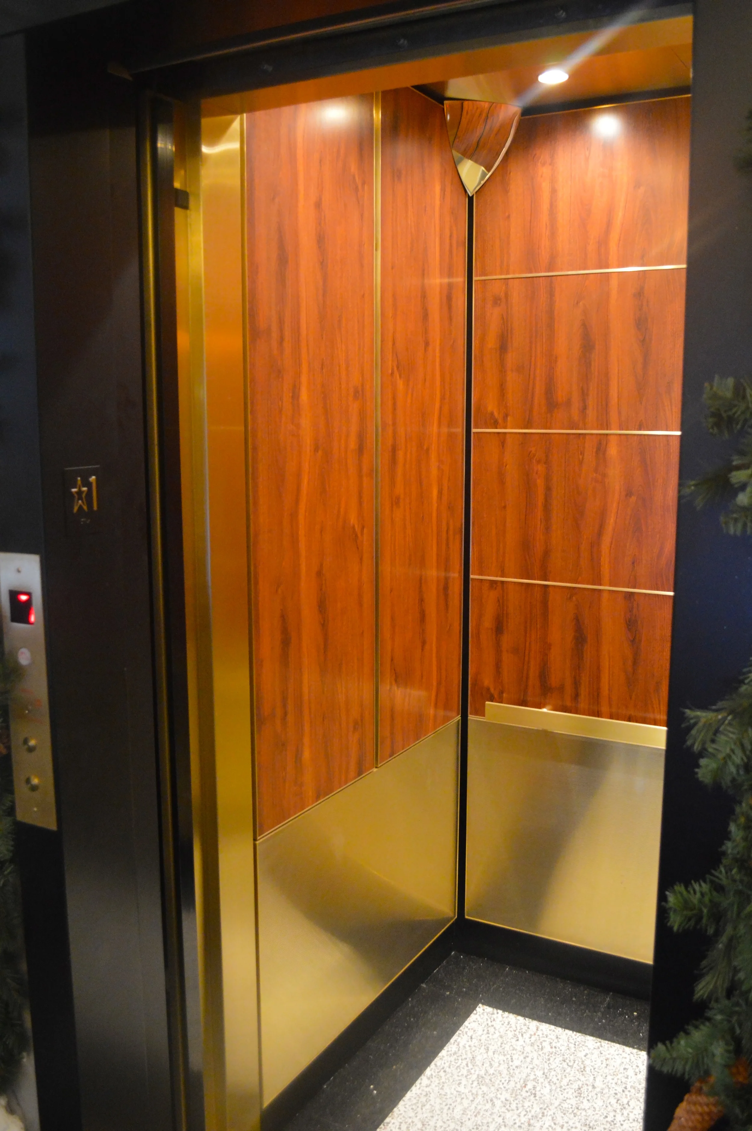 65-70 Booth Street | United Cabs, Inc.