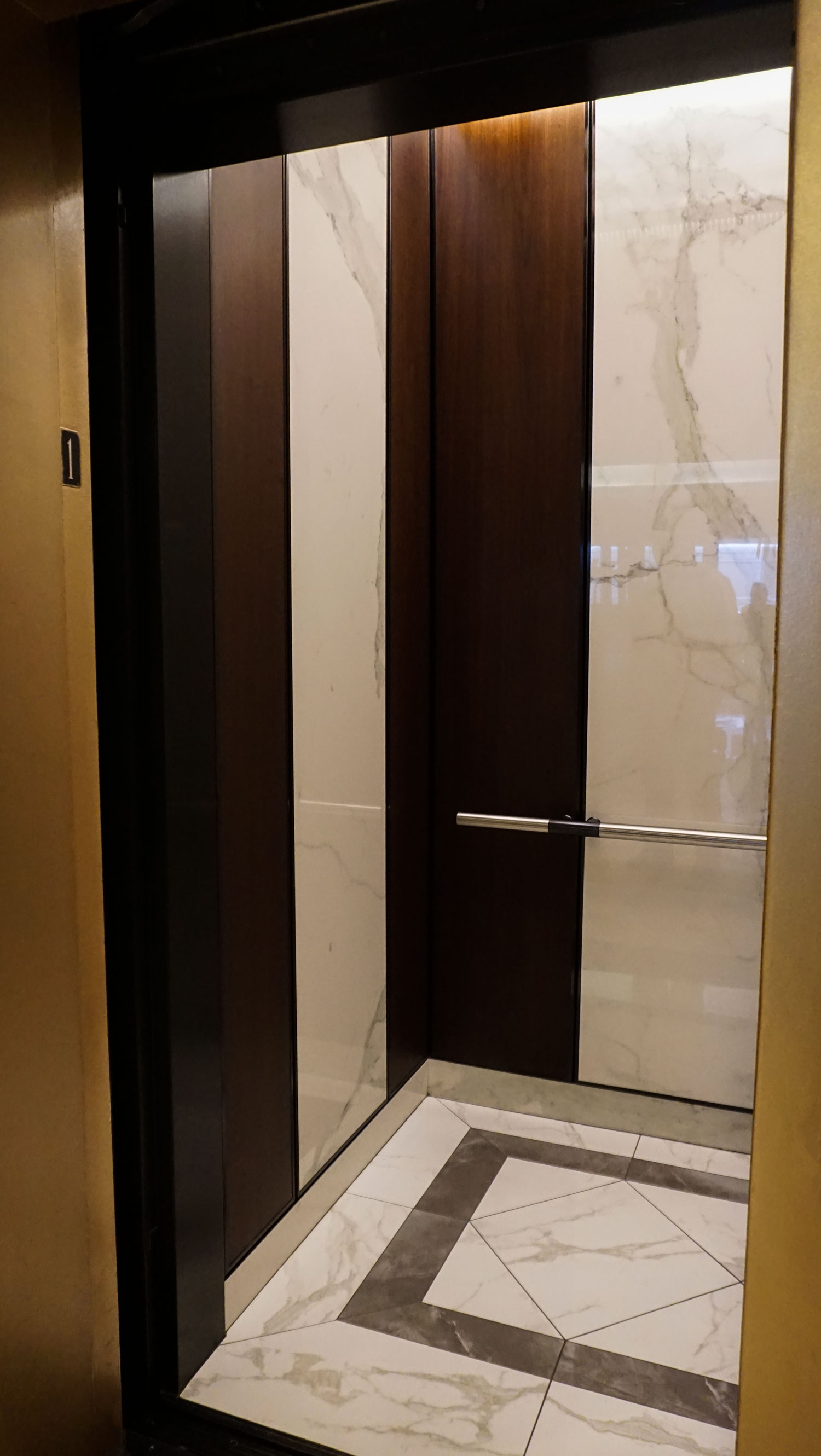 315 East 72nd Street | United Cabs, Inc.