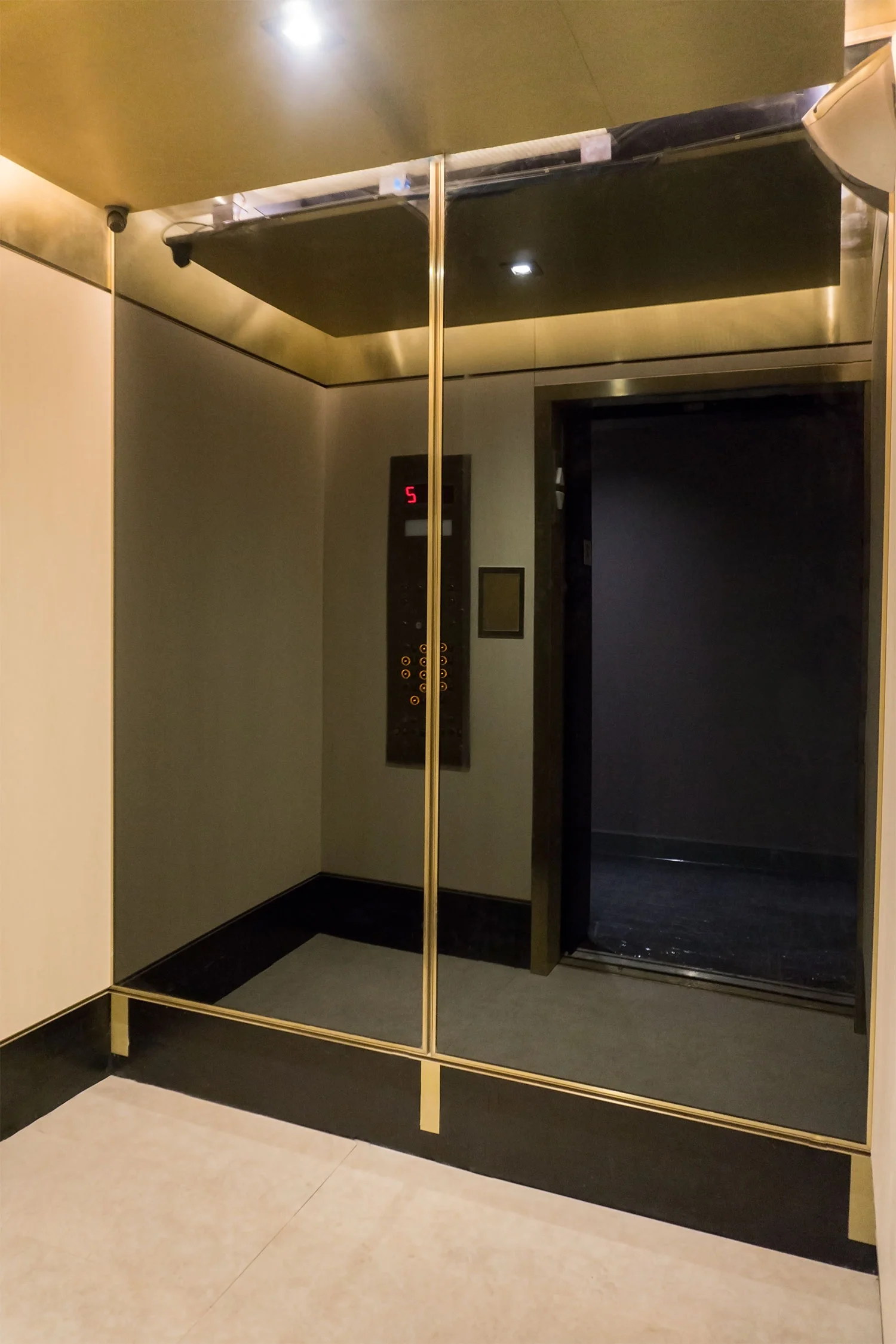 50 clinton street | united cabs, inc.