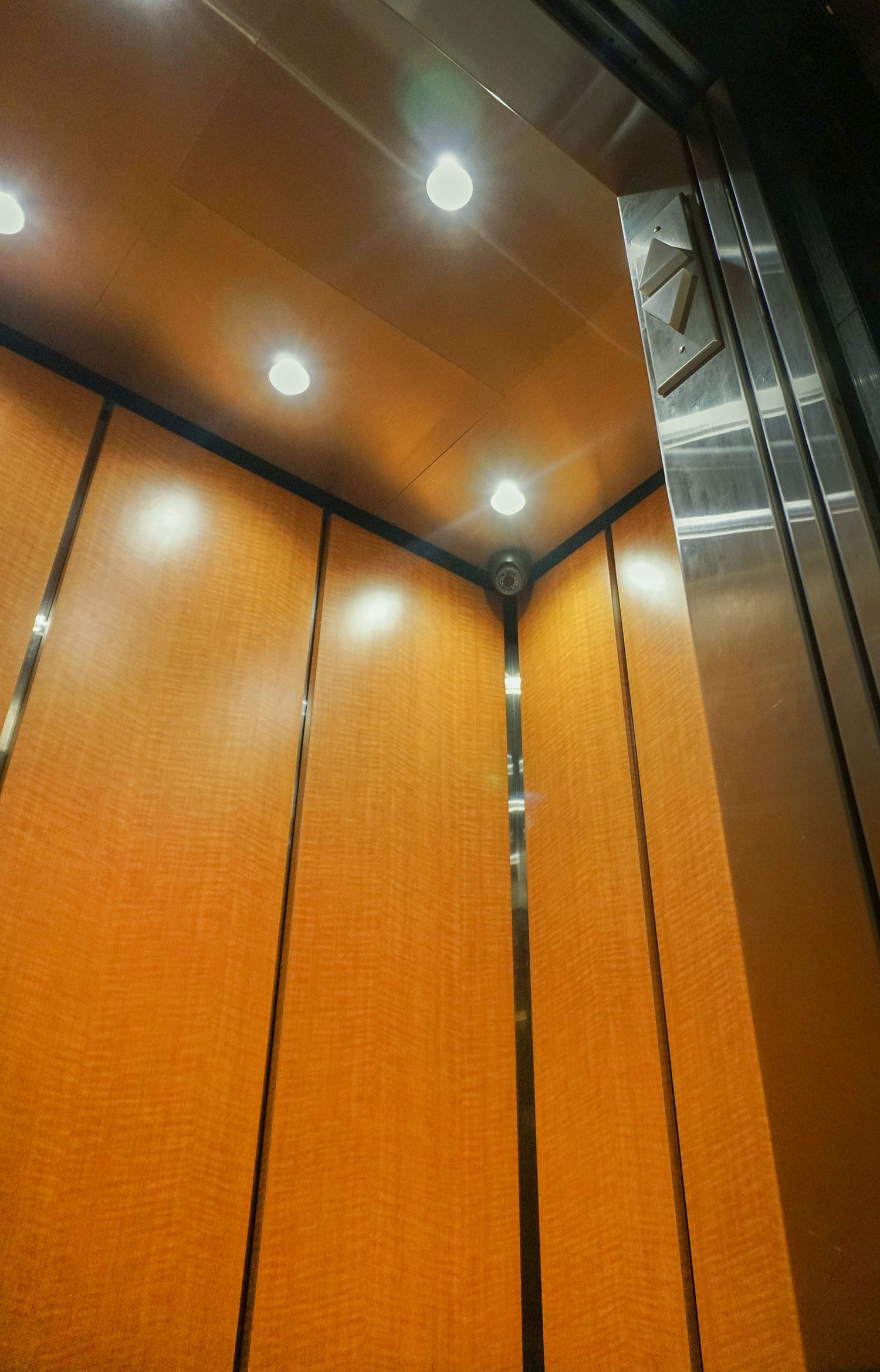 225 west 106th street | united cabs, inc.