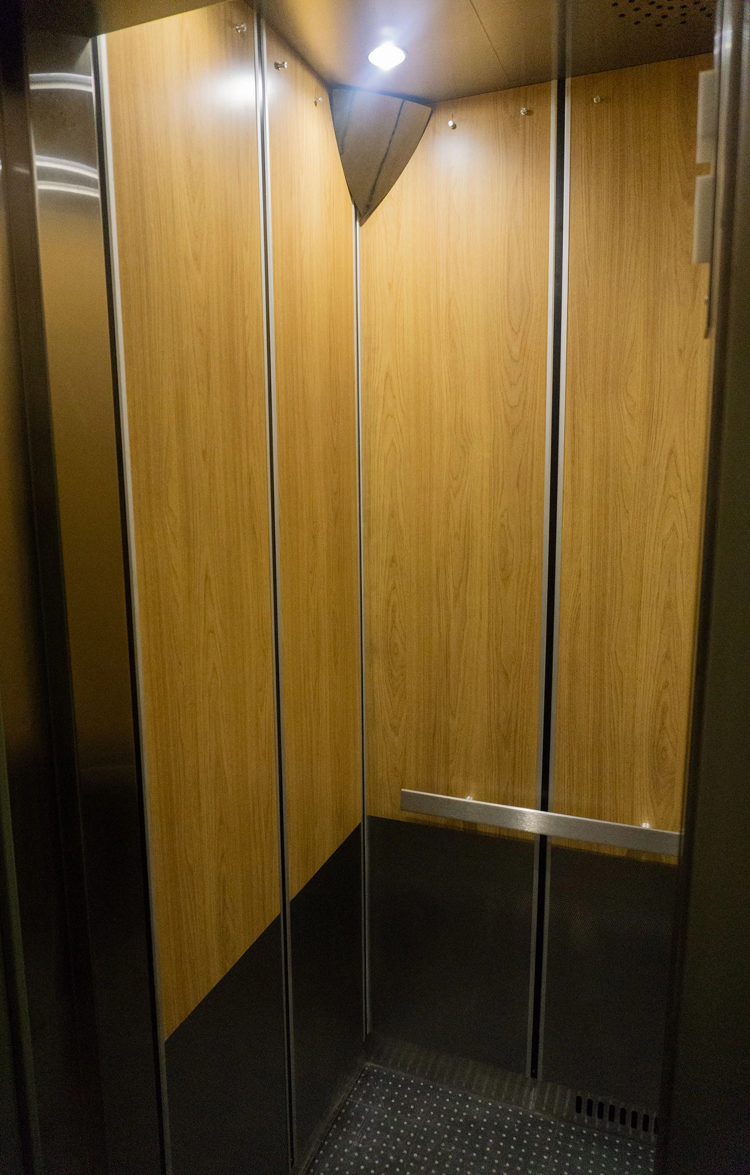 109 east 36th street | united cabs, inc.