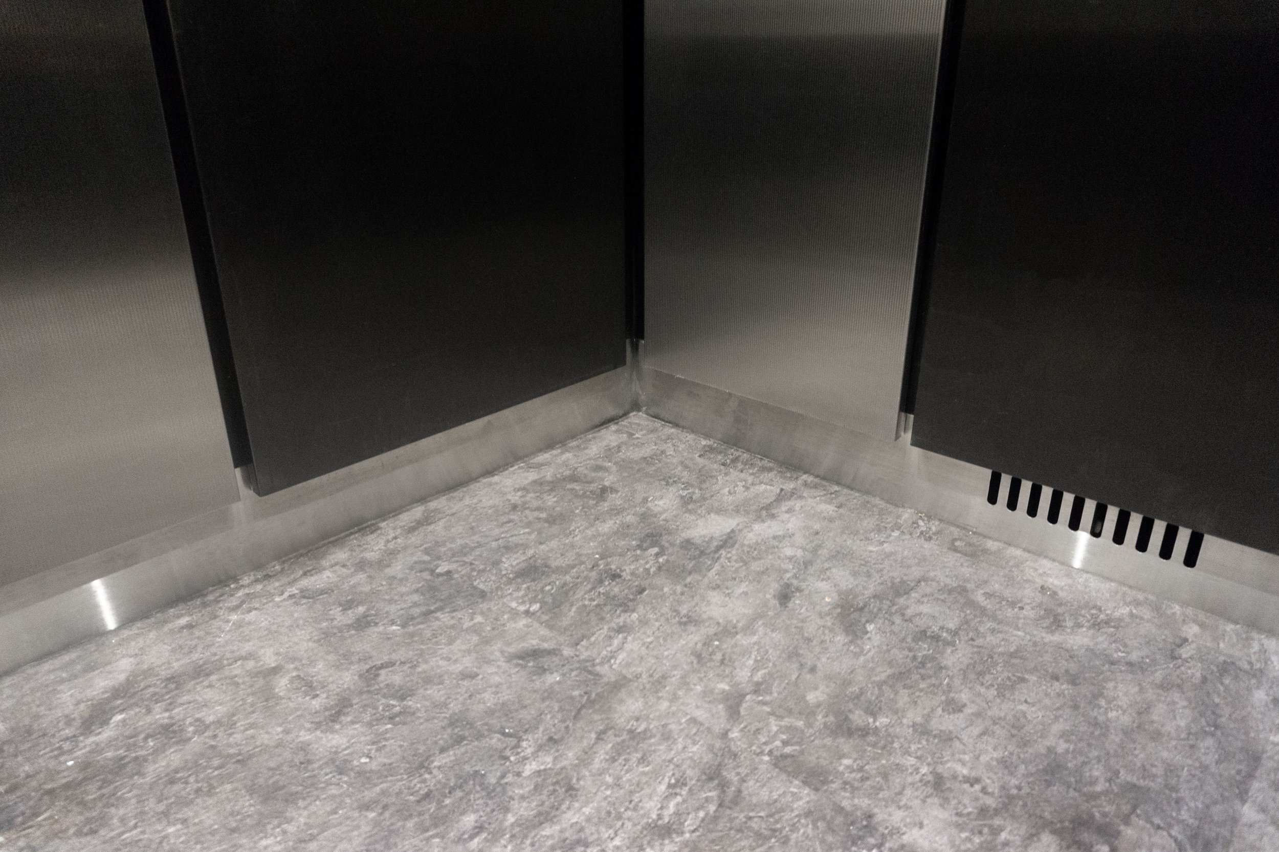 30 MONROE PLACE | UNITED CABS, INC.