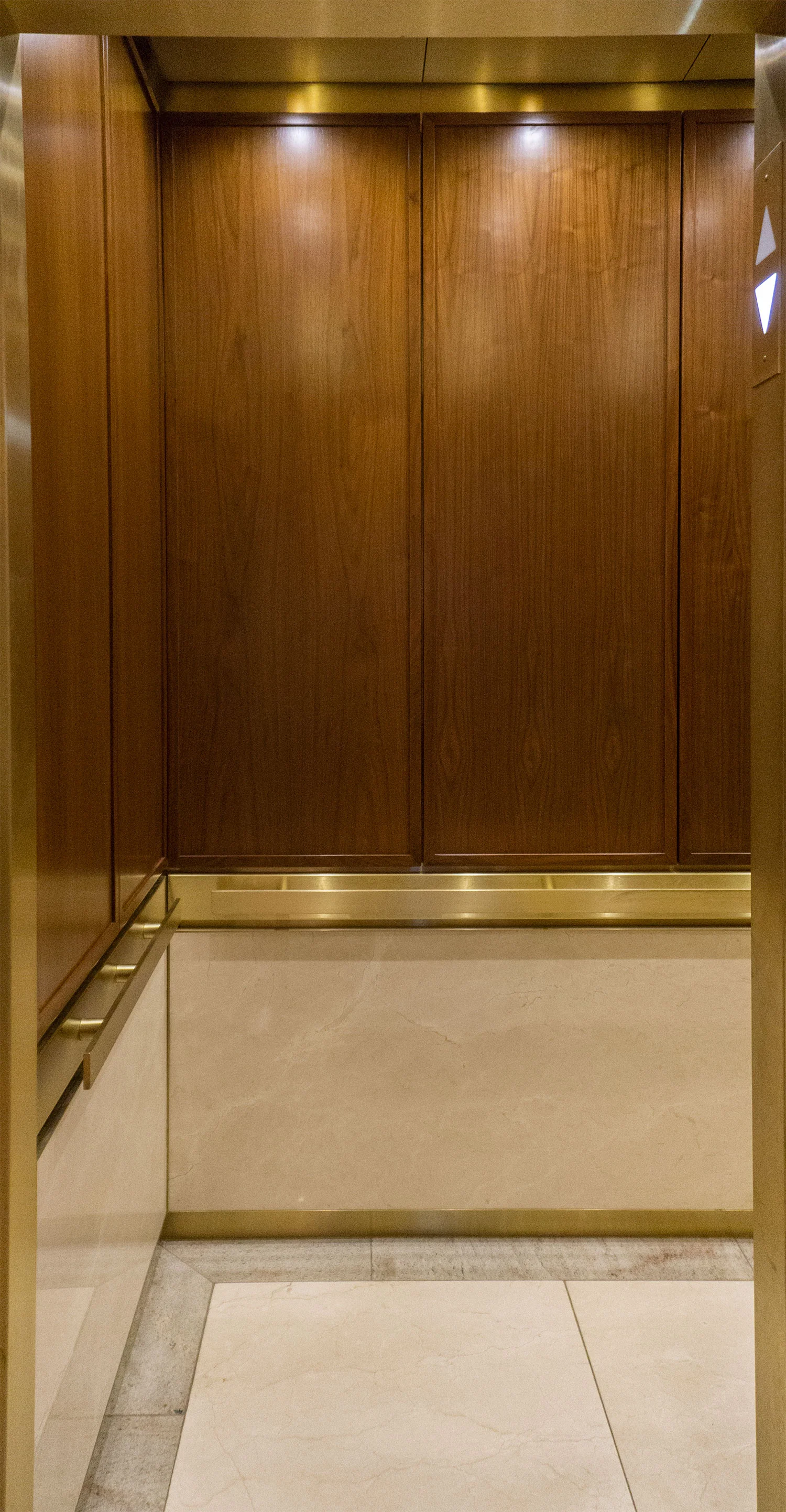 525 east 86th street | united cabs, inc.