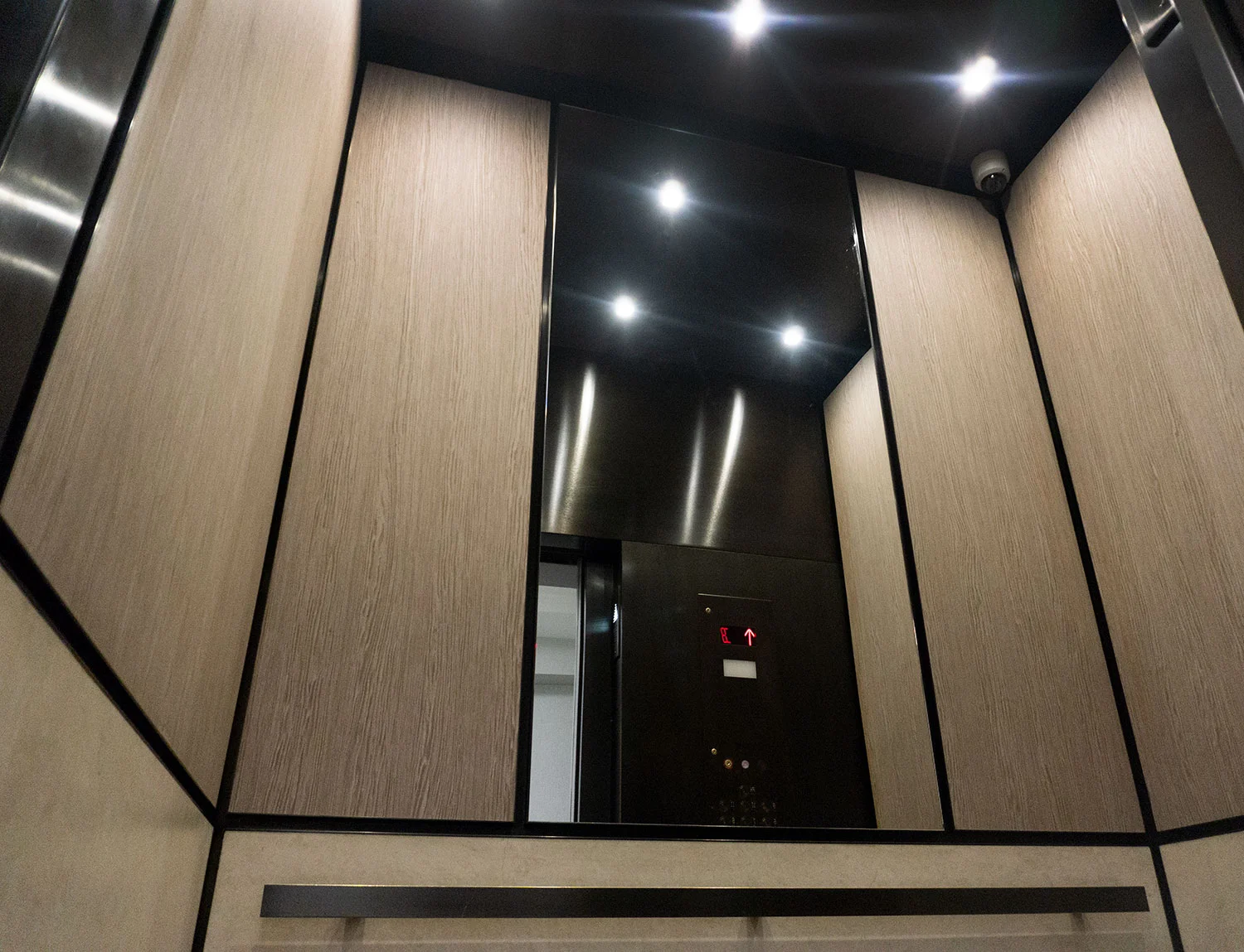 301 Elizabeth Street | united cabs, inc.