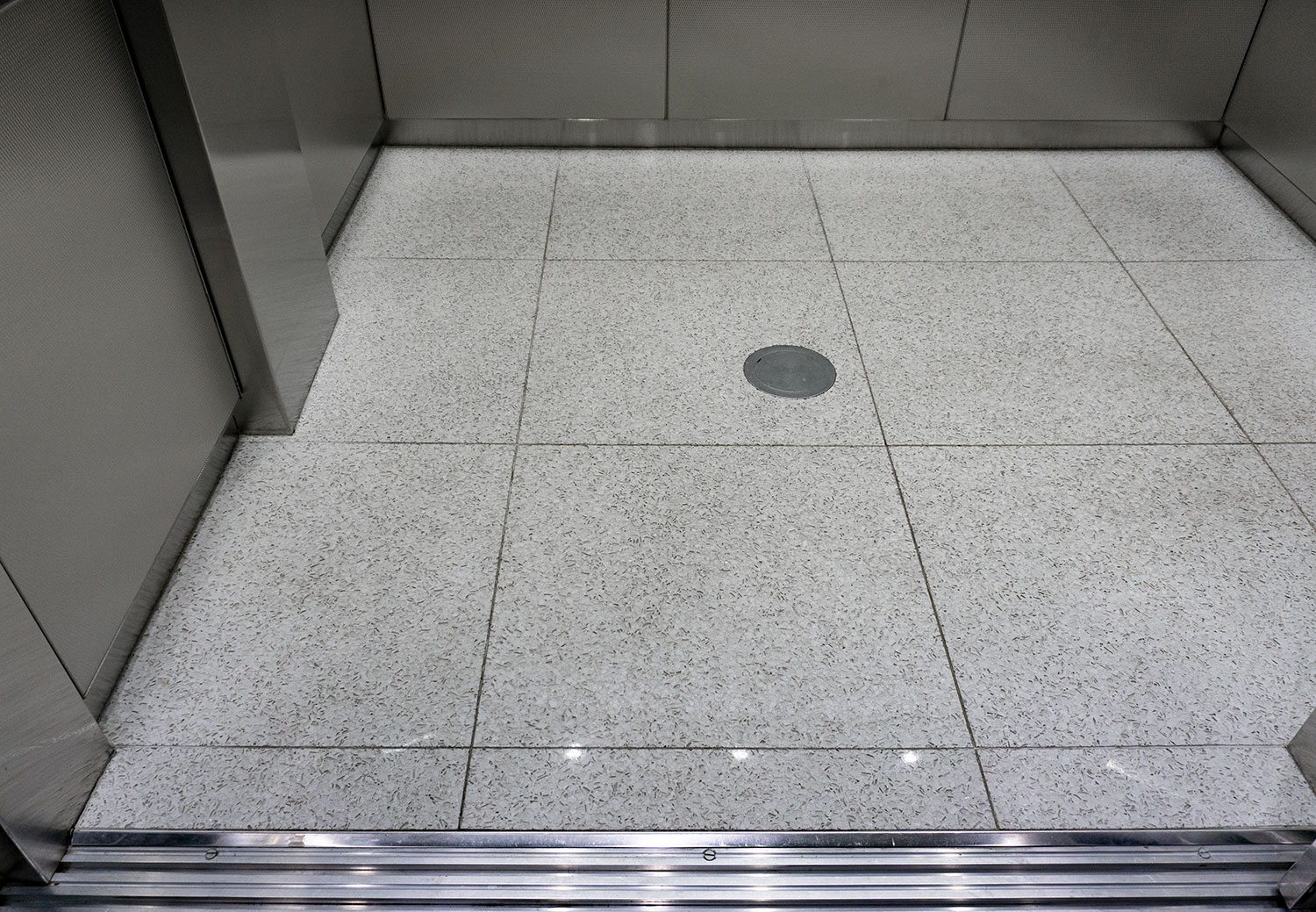 1375 Broadway | united cabs, inc.
