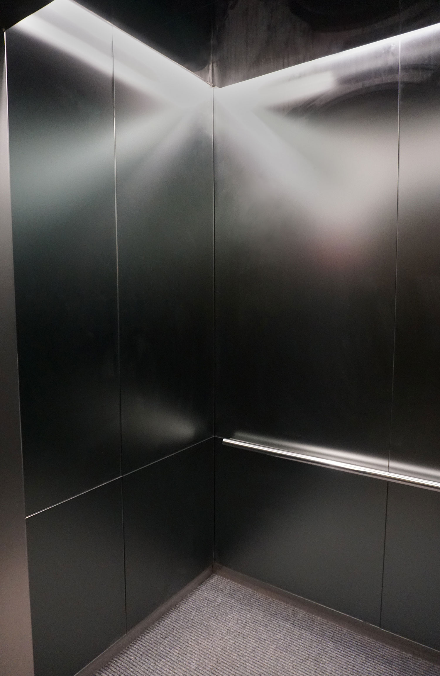592 5TH AVENUE | UNITED CABS, INC.