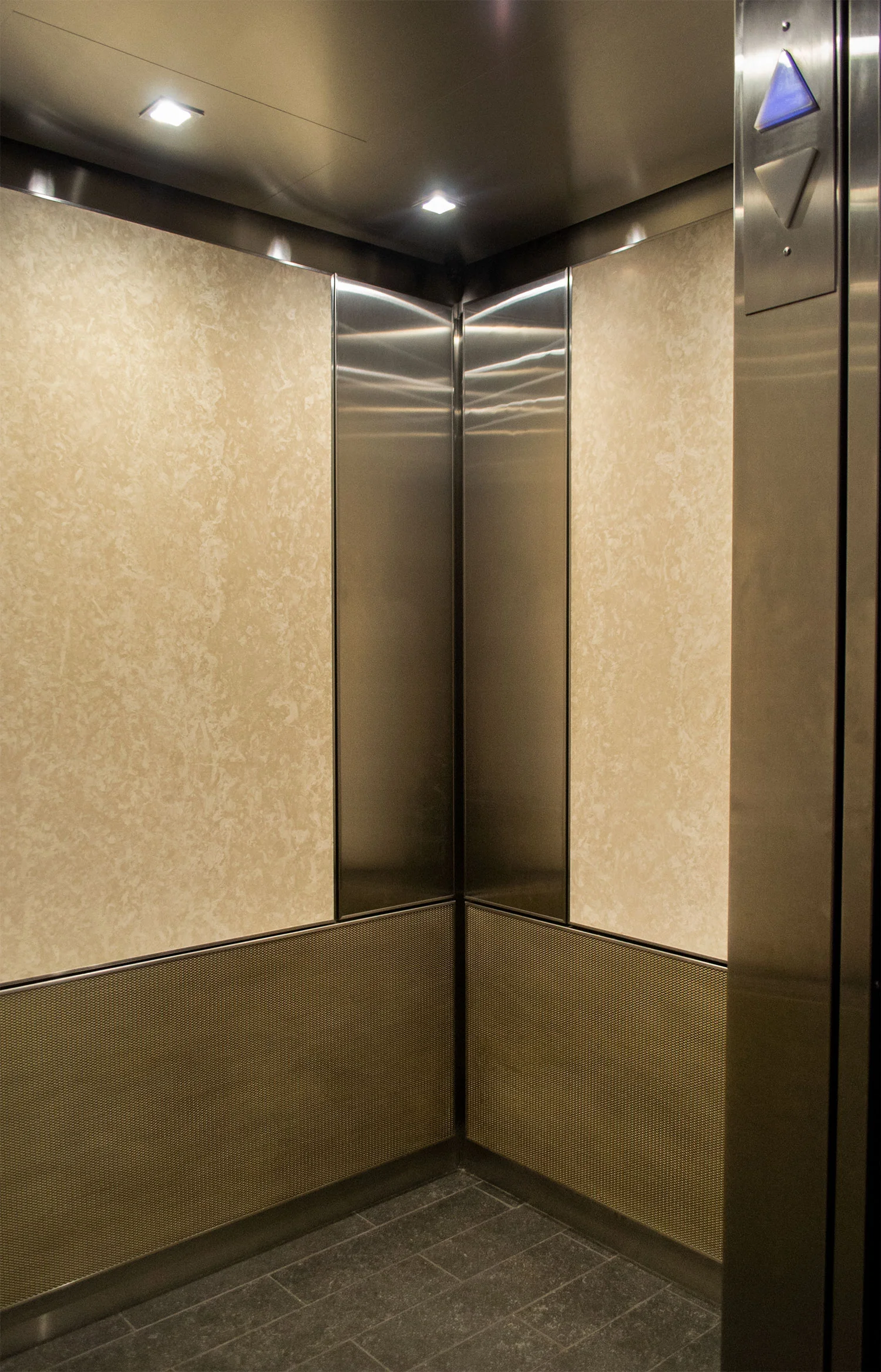 142 west 36th Street | united cabs, inc.