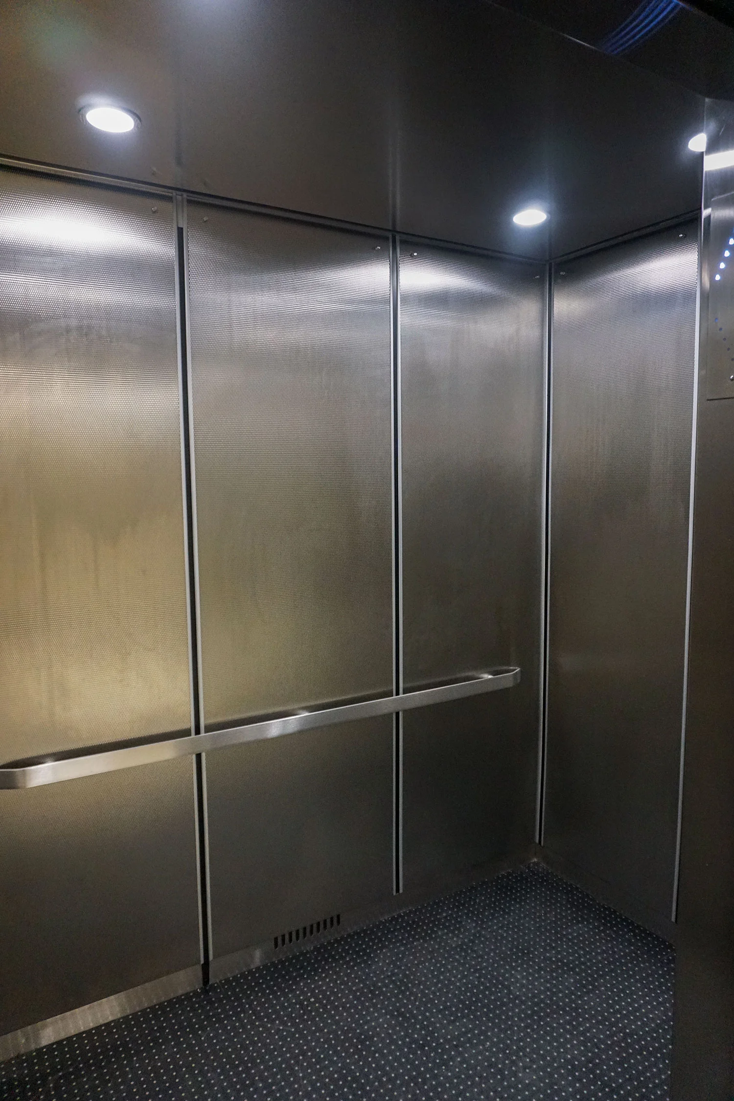 455 East 138th Street | united cabs, inc.