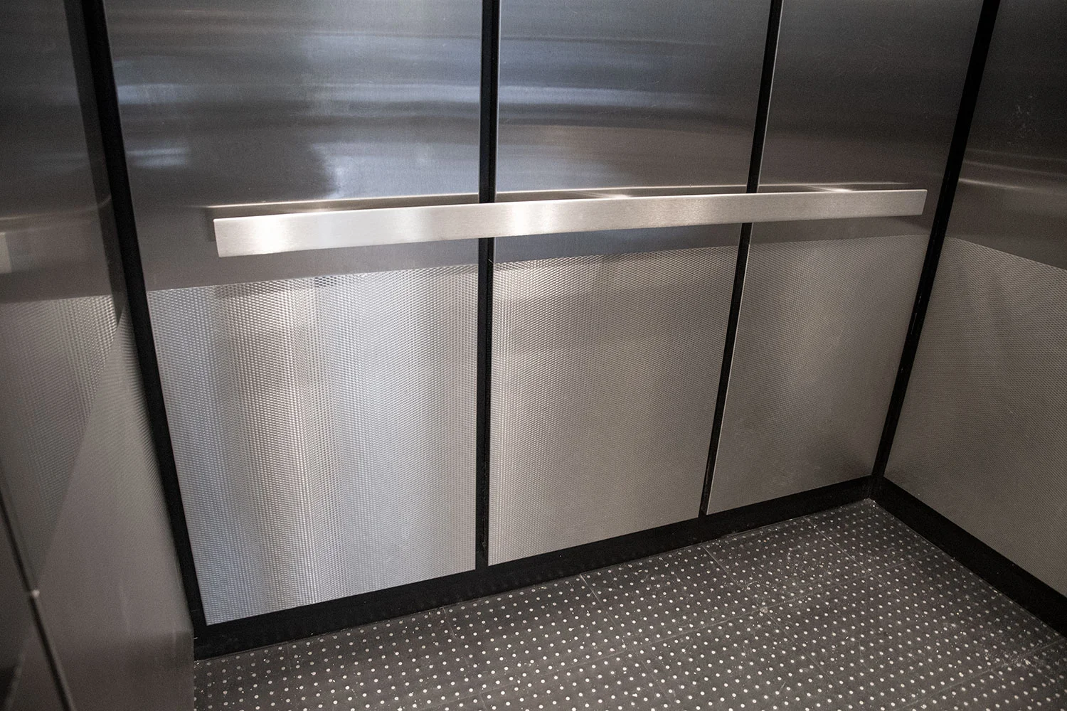636 Brooklyn Avenue | united cabs, inc.