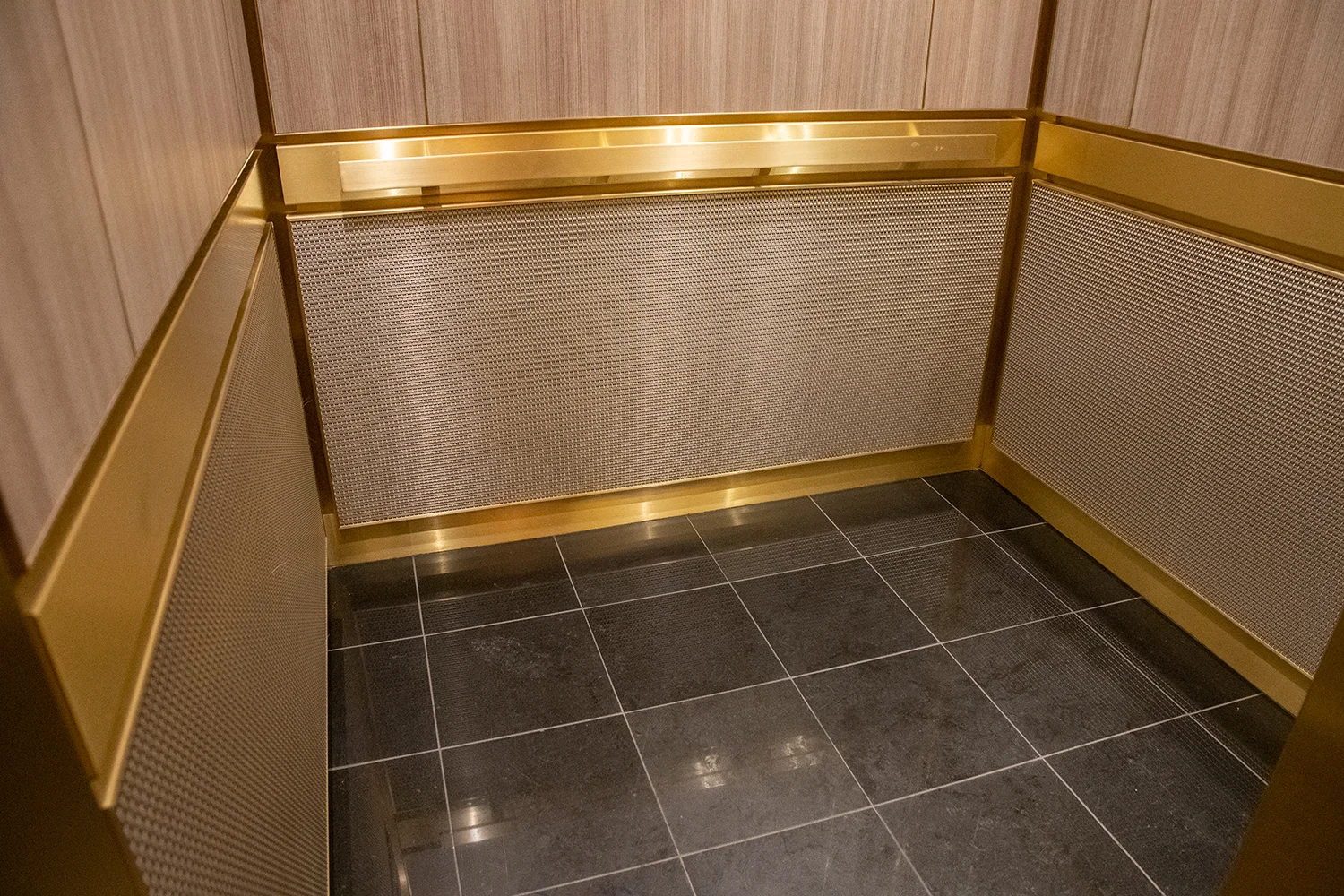 20 west 72nd Street | united cabs, inc.