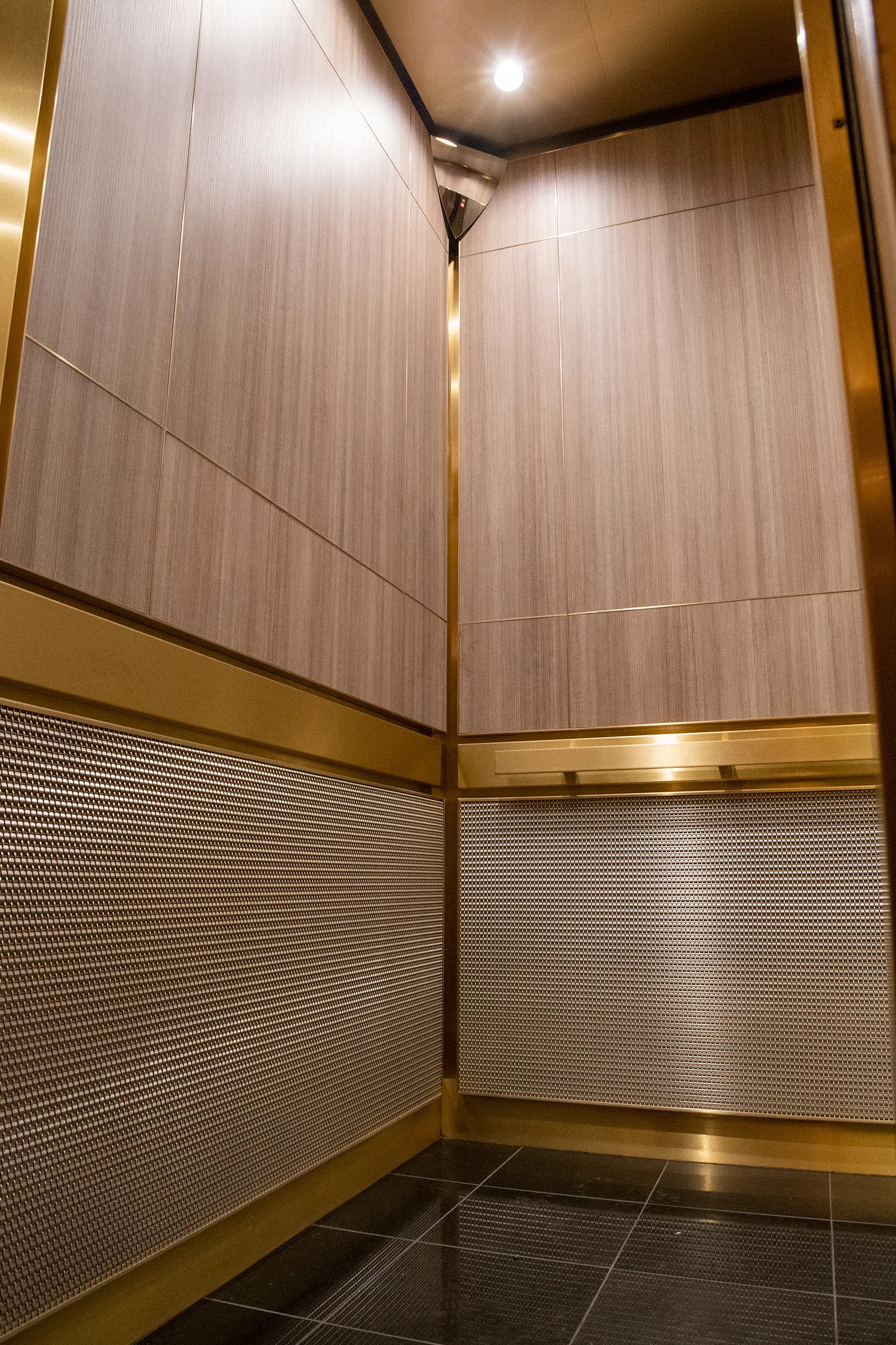 20 west 72nd Street | united cabs, inc.