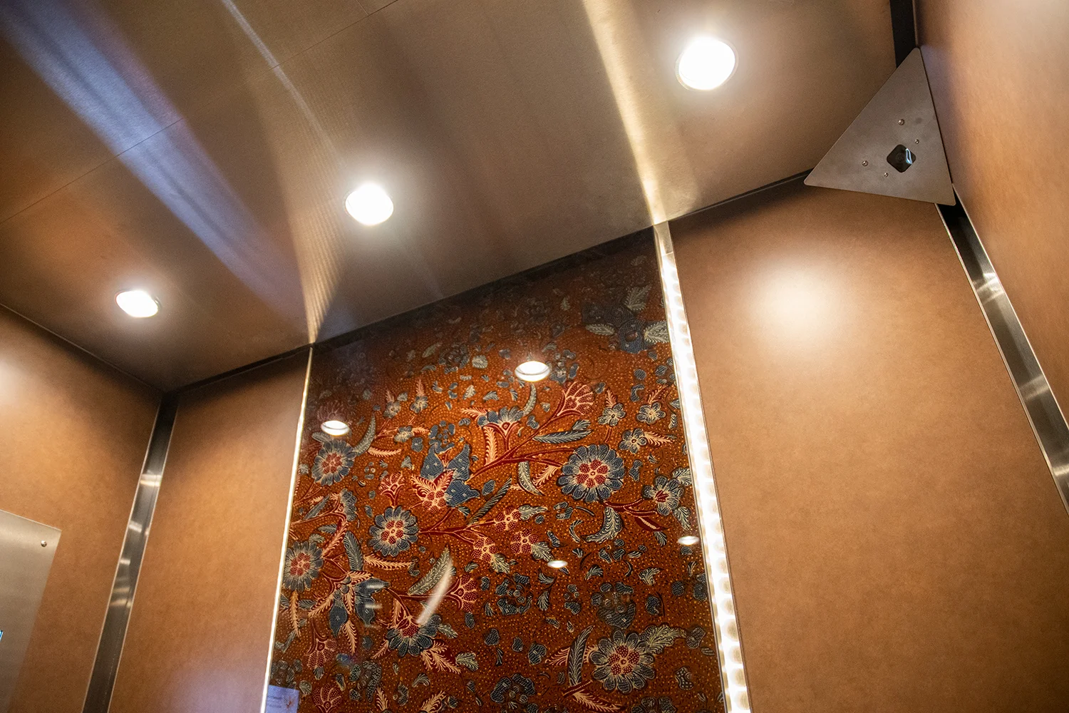 325 east 38th street | united cabs, inc.