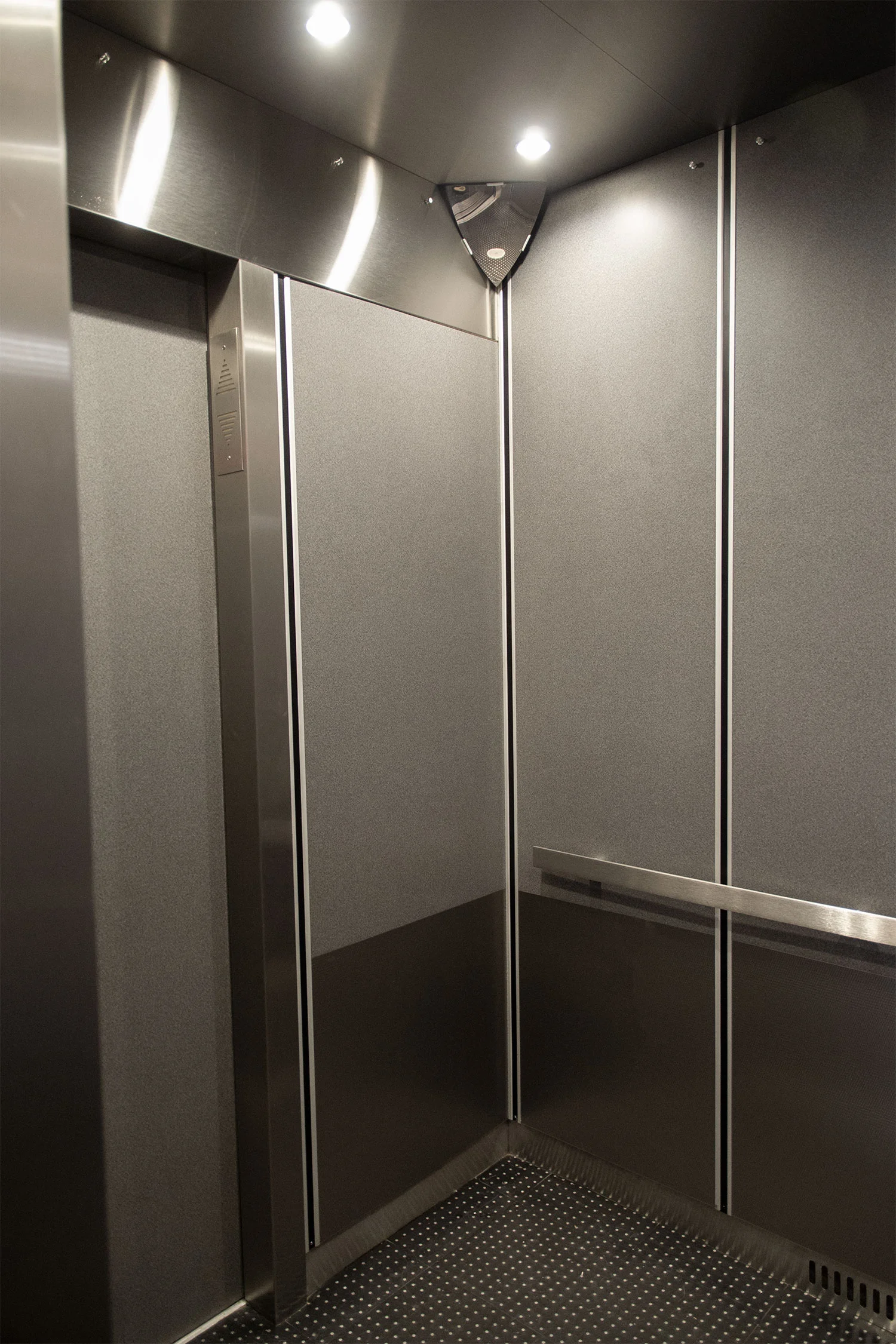 33 West 17th street | united cabs, inc.