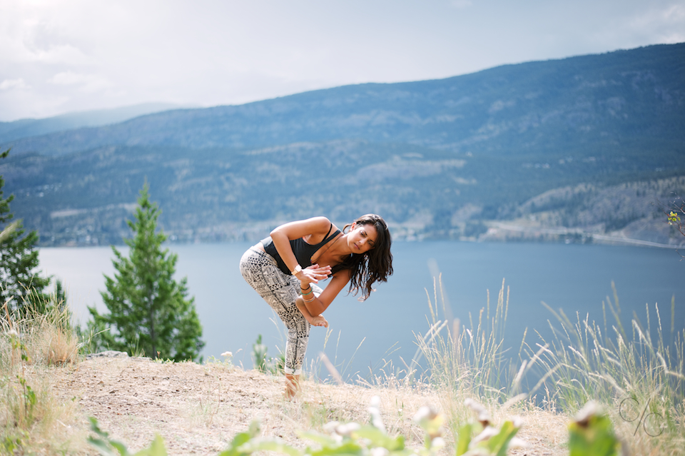 STEPH WALL YOGA, BILLABONG LEGGINGS 11.jpg
