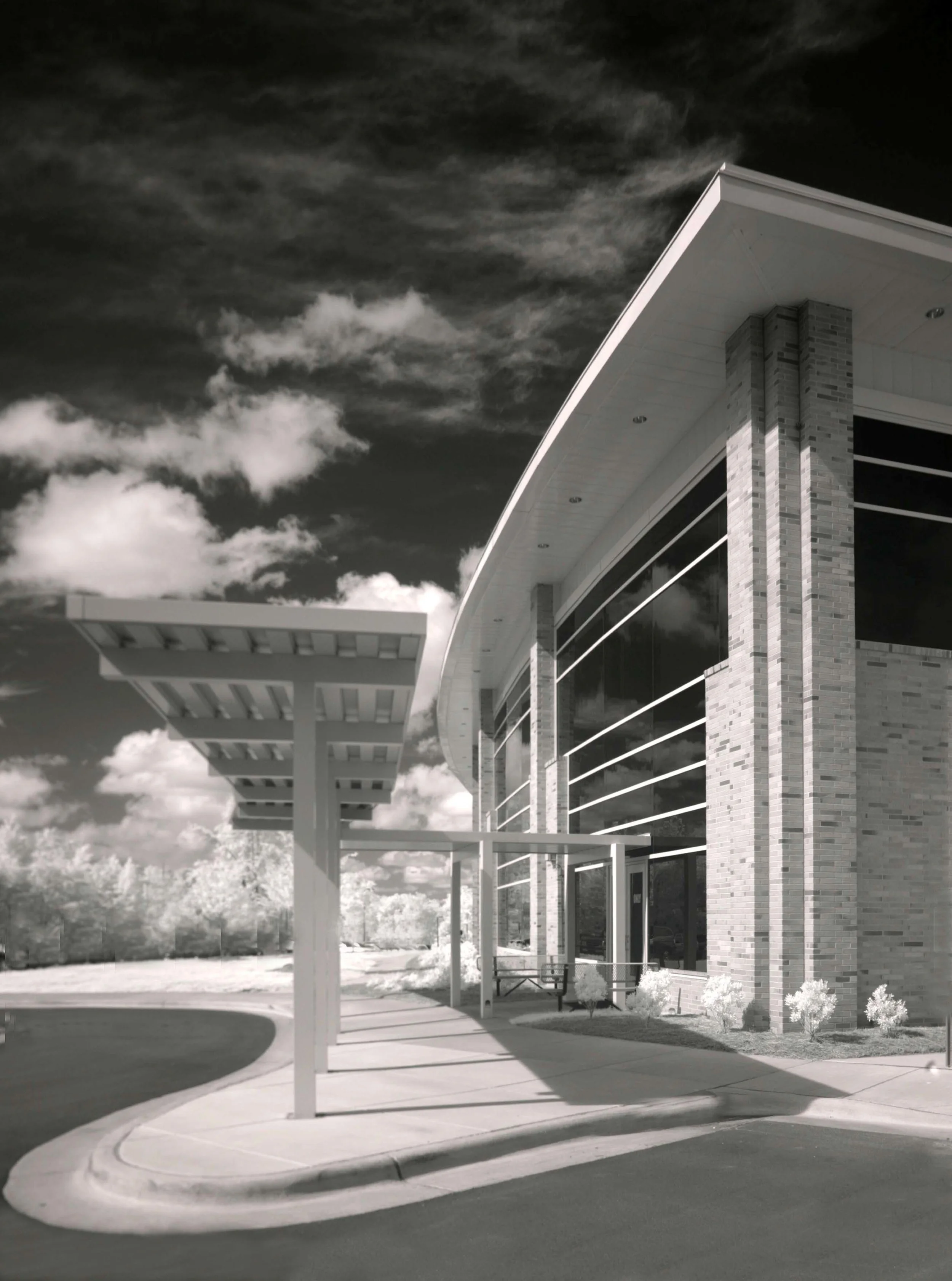  This three-story medical office building has main entries on two levels as it steps down a hill. &nbsp;Medical clinics housed within include: Endoscopy, Dental, Pediatrics, Orthopedics, Behavioral Health, and Home Health Care. 