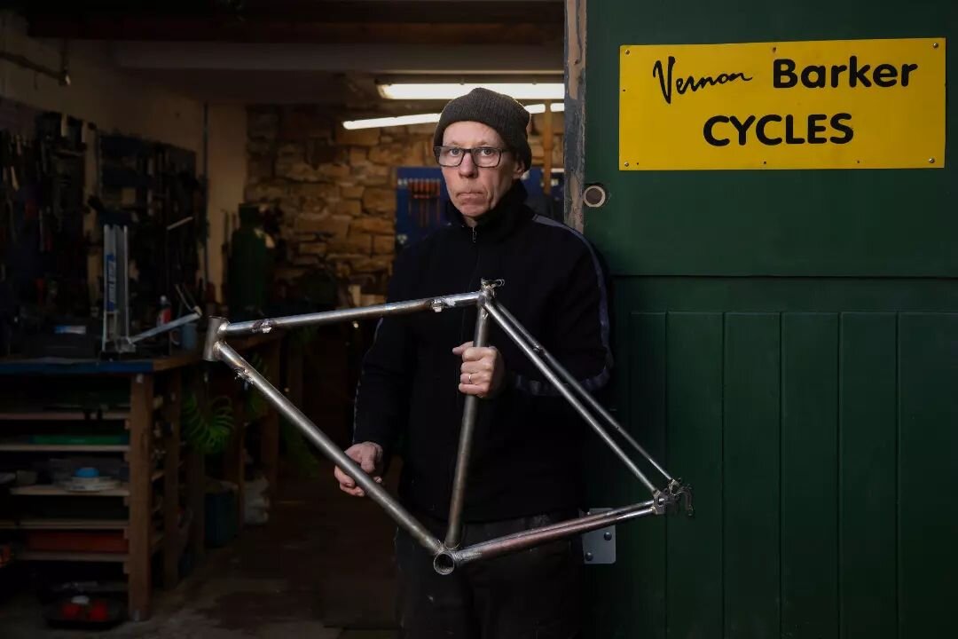 N. E. W. W. O. R. K 👆
Portraits from bespoke cycle builders Vernon Barker. 

True artisans and masters of their craft the guys down at Vernon Barker are one of only a handful of people that still handmake and craft their custom frames and cycles.

I