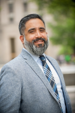  Dr. Carlos Aleman