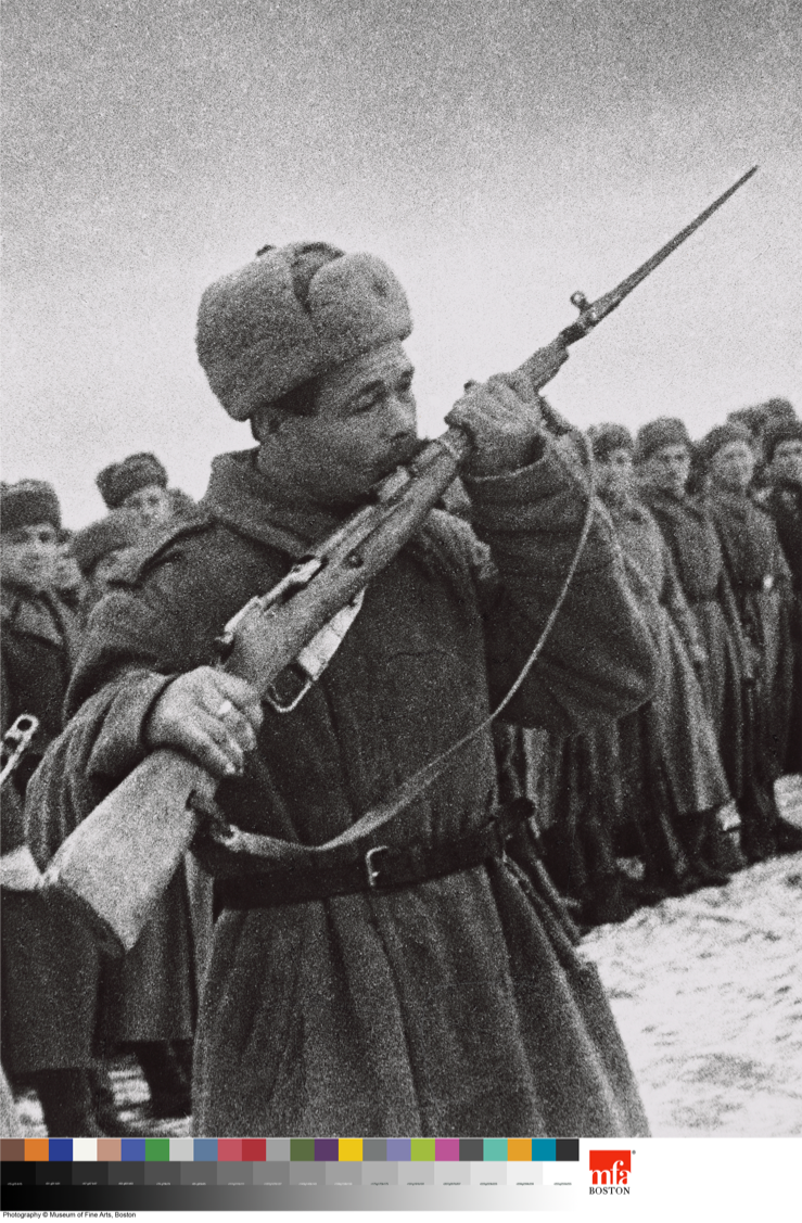 Red Army soldier receiving his weapon (m.1944 Carbine). Source: Mark Markov-Grinberg, The Oath of War © 1943 Museum of Fine Arts, Boston.