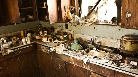 gty_dirty_kitchen_sink_jt_120122_wblog.jpg