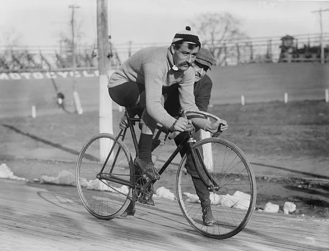 road-bike-63199_640.jpg