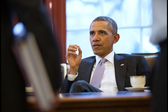 Barack_Obama_discusses_Ukraine_with_National_Security_Staff.jpg