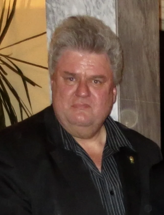 Bob Nueske.jpg