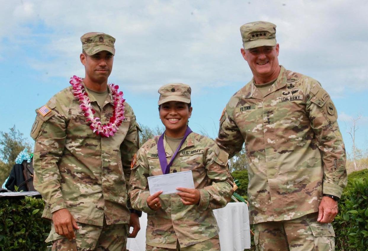 Hoe- CADET MARIA BENAZA w SFC Nakoa Hoe & GEN Charles Flynn.jpg