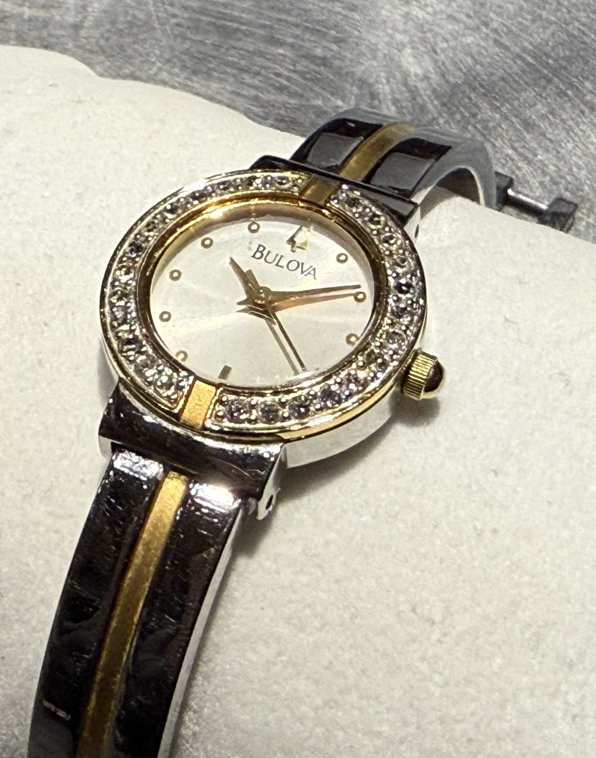Bulova Crystal