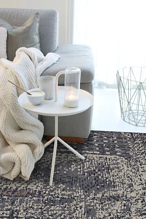 gray-rug-SIDE-STITCH-taupe-indigo-room.png
