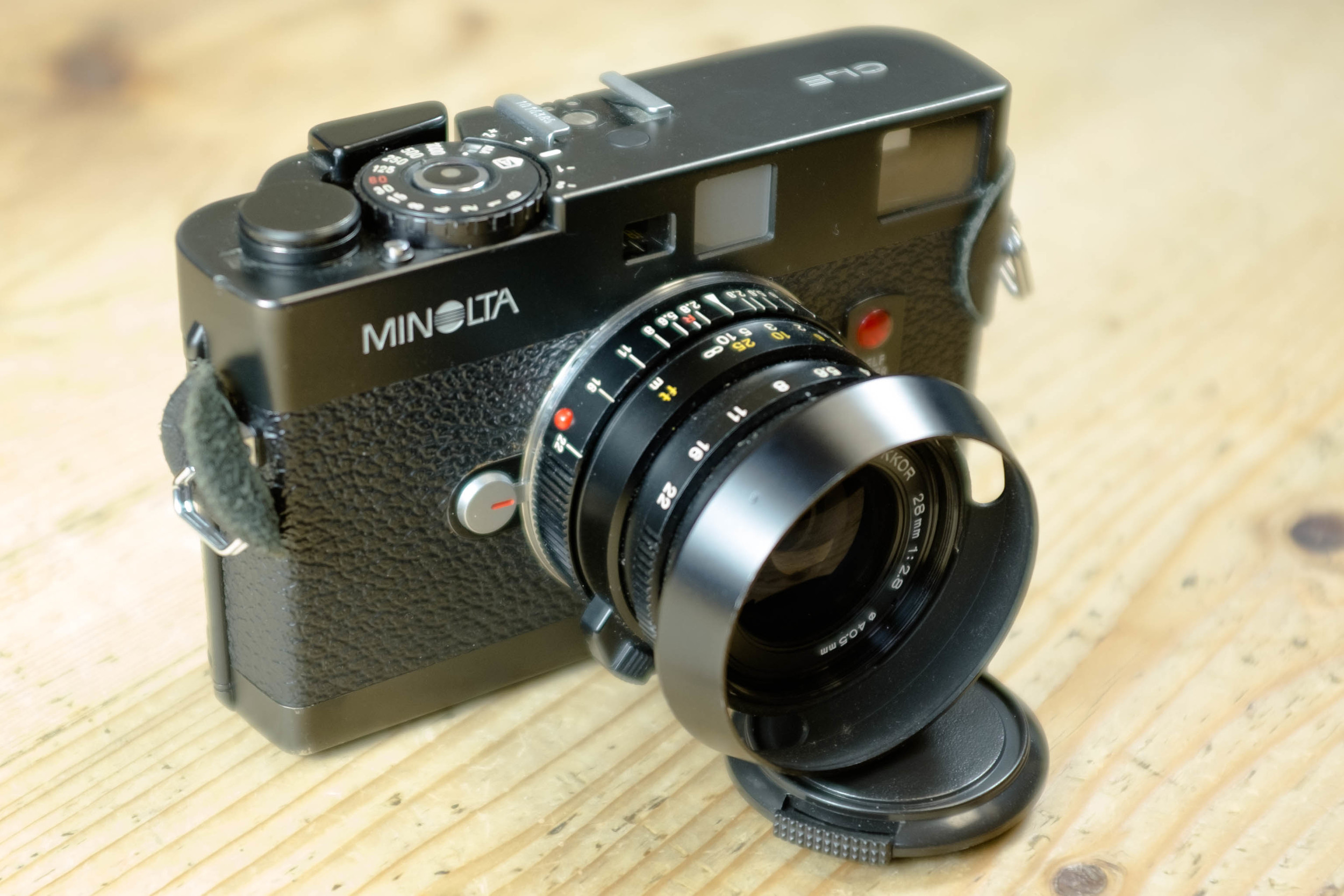 Minolta CLE w/28mm f2.8 — Broken Camera . Club