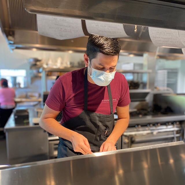 We&rsquo;re looking for experienced line cooks to join our crew! Must be an organized, clean, and efficient worker with open weekend availability. Options open for full or part time work. 2+ years of experience is appreciated and valued.

Does this s