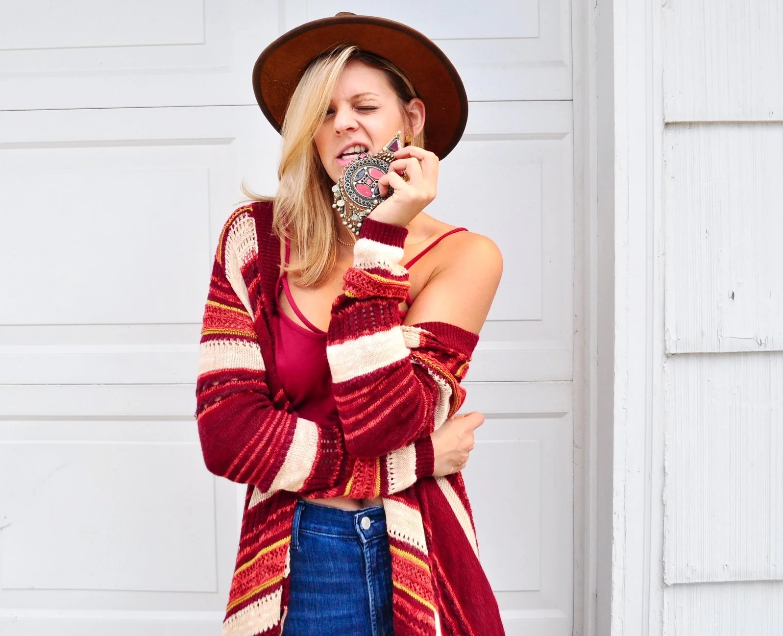 queen city, queen city gypsy, buffalo blogger, buffalo blogging network, small town bloggers, red and denim outfit, scrappy crop top, free people cardigan, high waisted denim, handmade jewelry, jewelry blog, buffalove, support your local girl gang, girl boss, small businesses in buffalo, women owned business, buffalo fashion blog, inspirational quotes blog