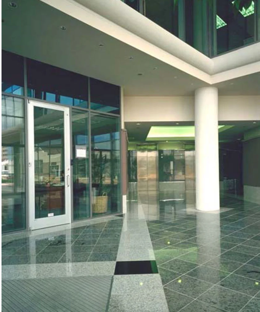 16-Marina Plaza3.jpg