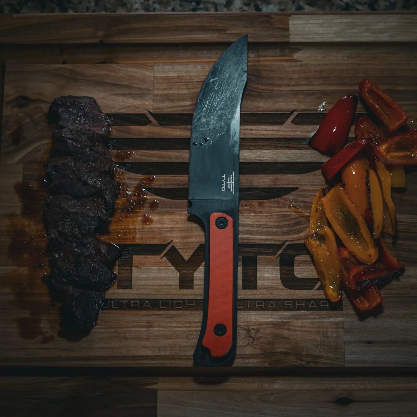 Tyto Knives