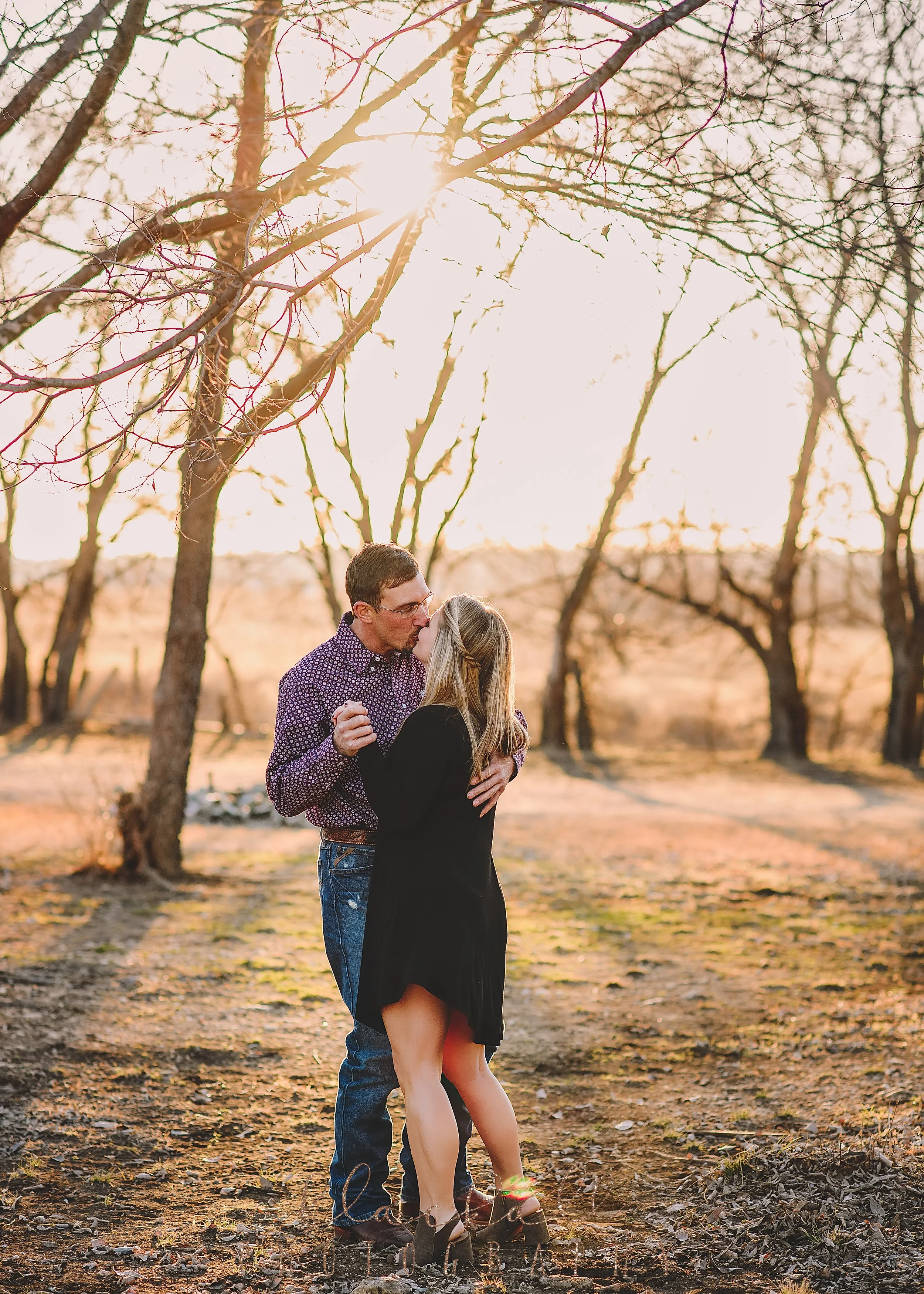  Can we all just take a moment to appreciate Jenna's stellar legs! #strongisbeautiful 