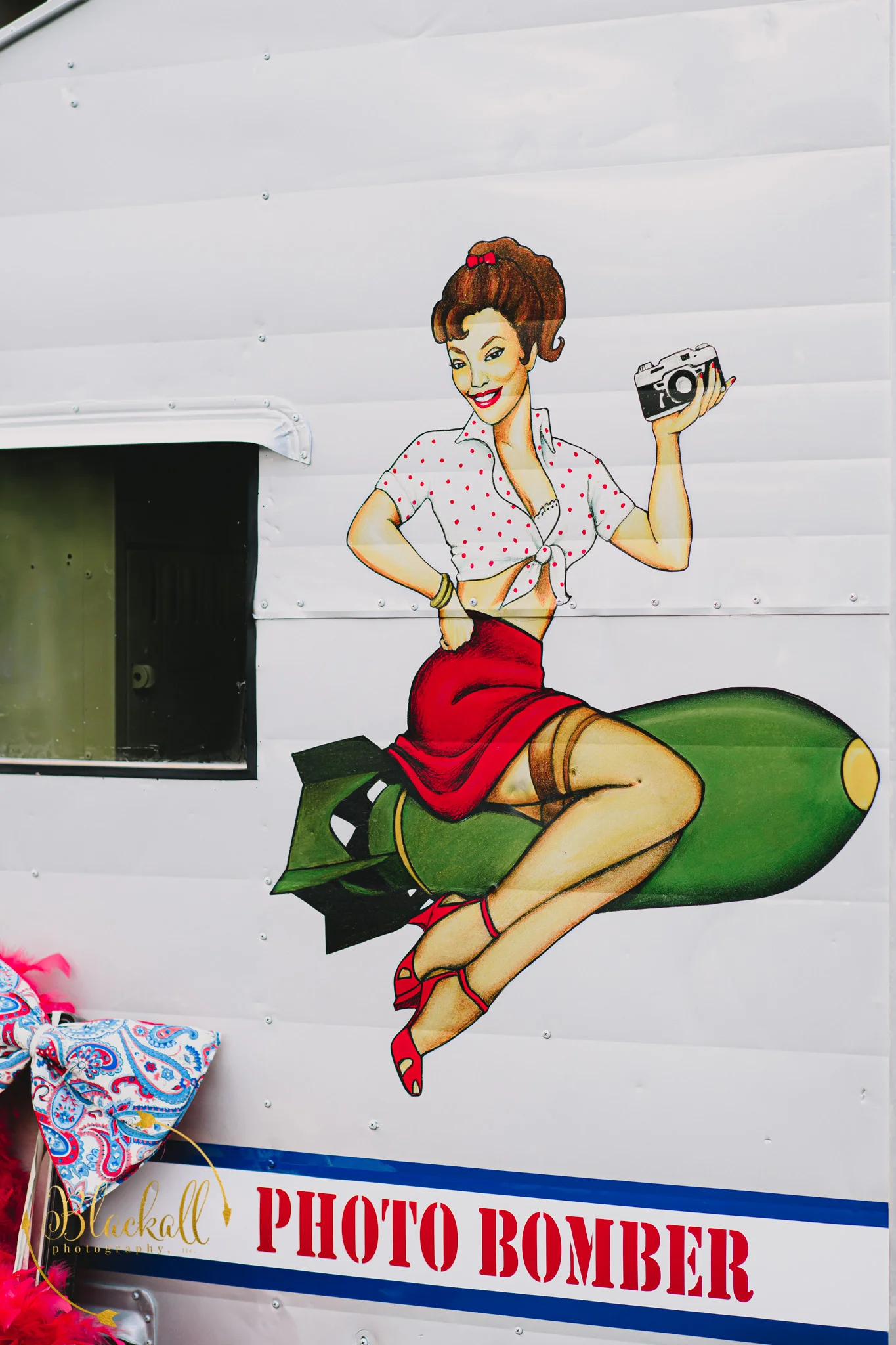  Smile for the Camper! Giving your guests a fun and unique Photo Booth!! Can’t decide between the Vintage Corale + the retro photo bomber… get both!!  