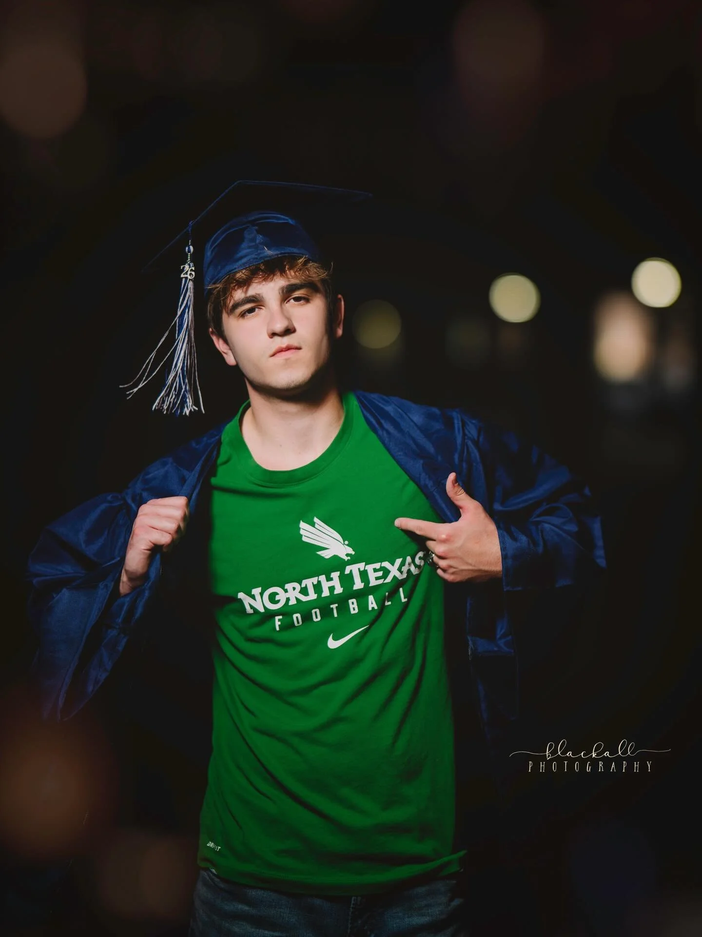 More previews from this FMHS grad shoot! 
🏈🎓
UNT bound and ready to play some football!! Mean Green, here he comes! 💚