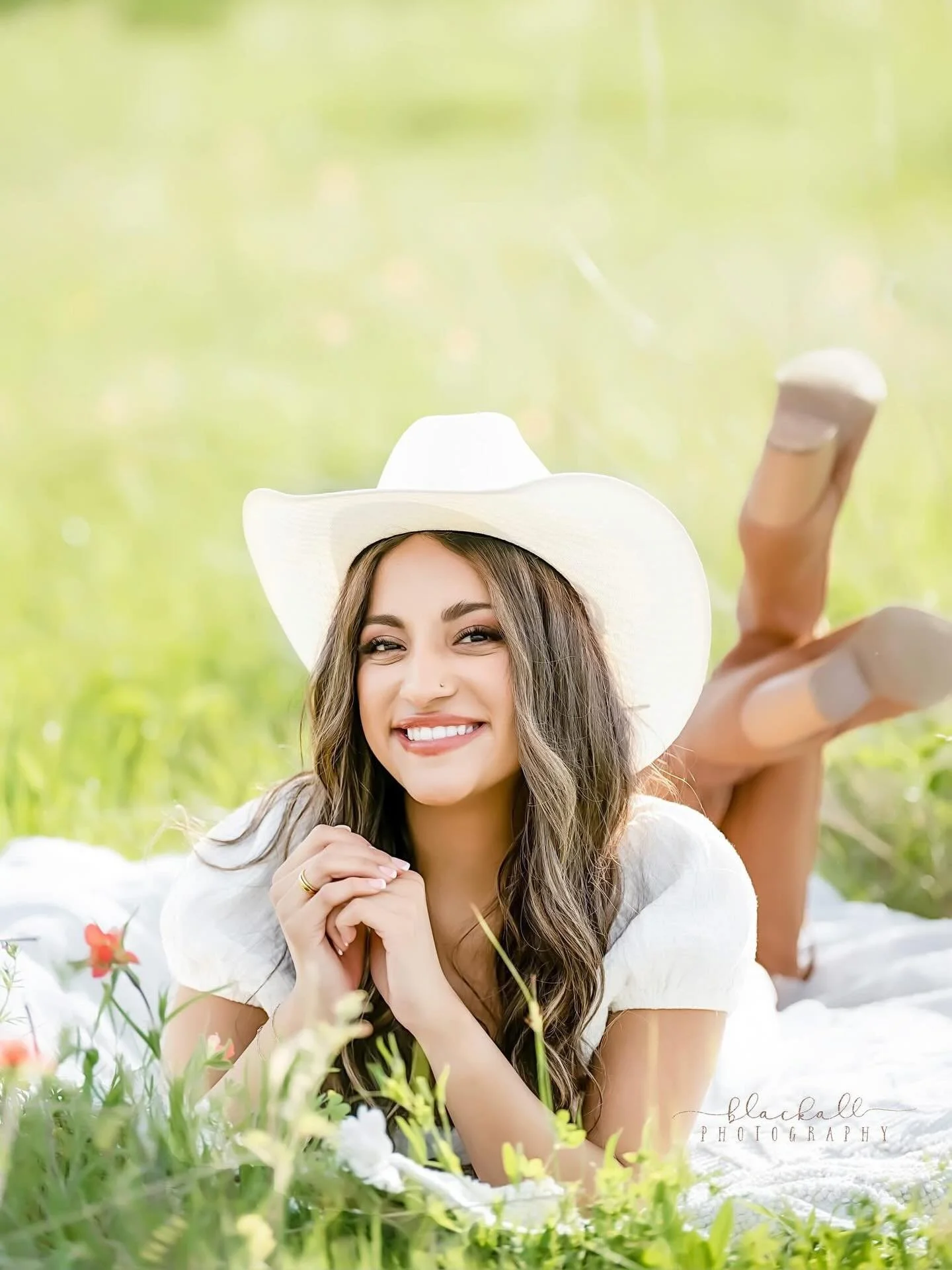 April 2026 has filled up in a hurry, y&rsquo;all... just a few days ago, I had 12 days still open... as of today, April has just 4 days available to book. May has 9 days still open! 

Also, Mother&rsquo;s Day is just around the corner- gift cards ava