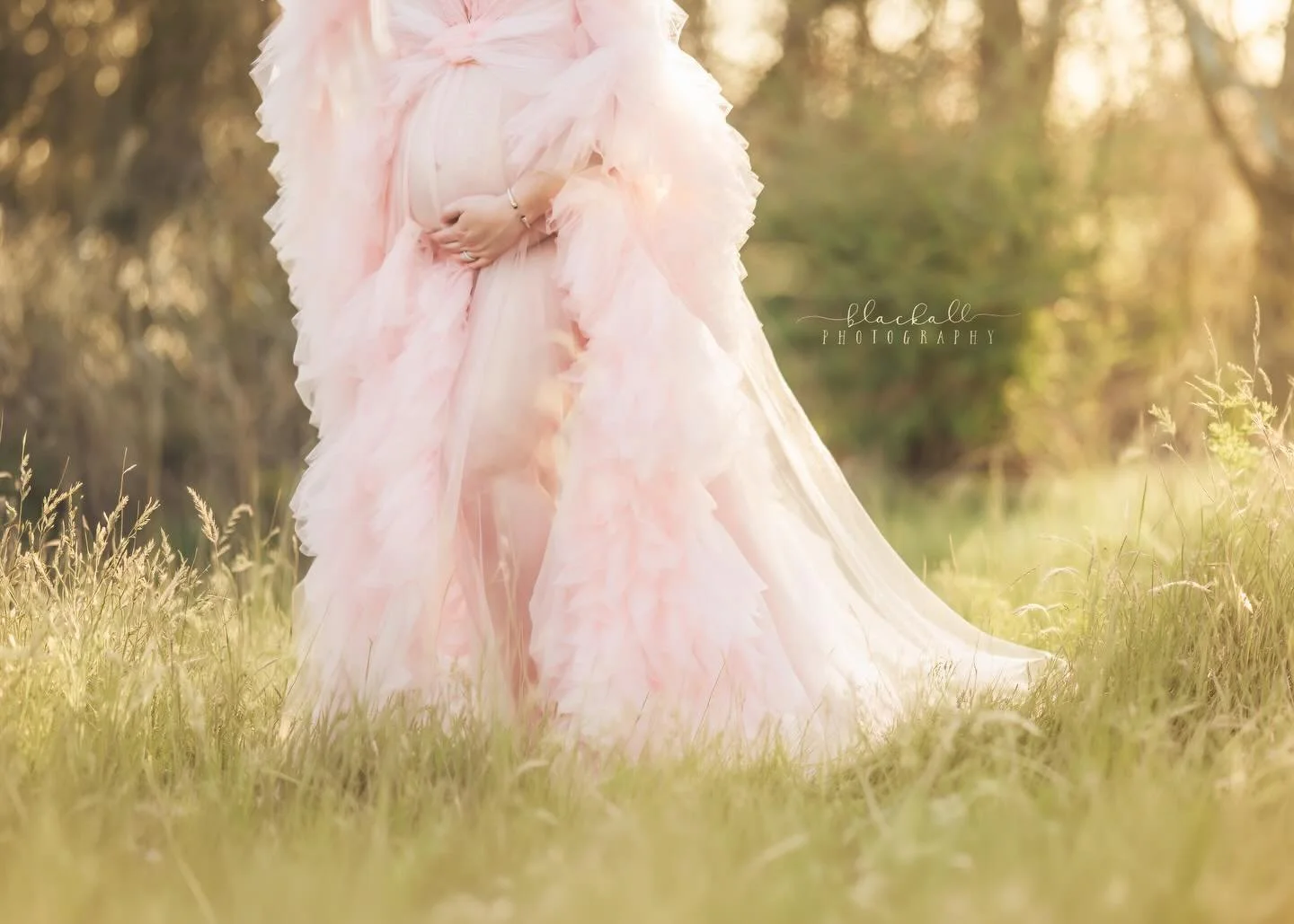 All you see here is beautiful, God-given life&hellip; and that&rsquo;s exactly the point 🤍

No distractions. No noise. Just this beautiful, quiet moment, exactly as it is.

It doesn&rsquo;t have to be complicated to be meaningful.

Take the photos.
