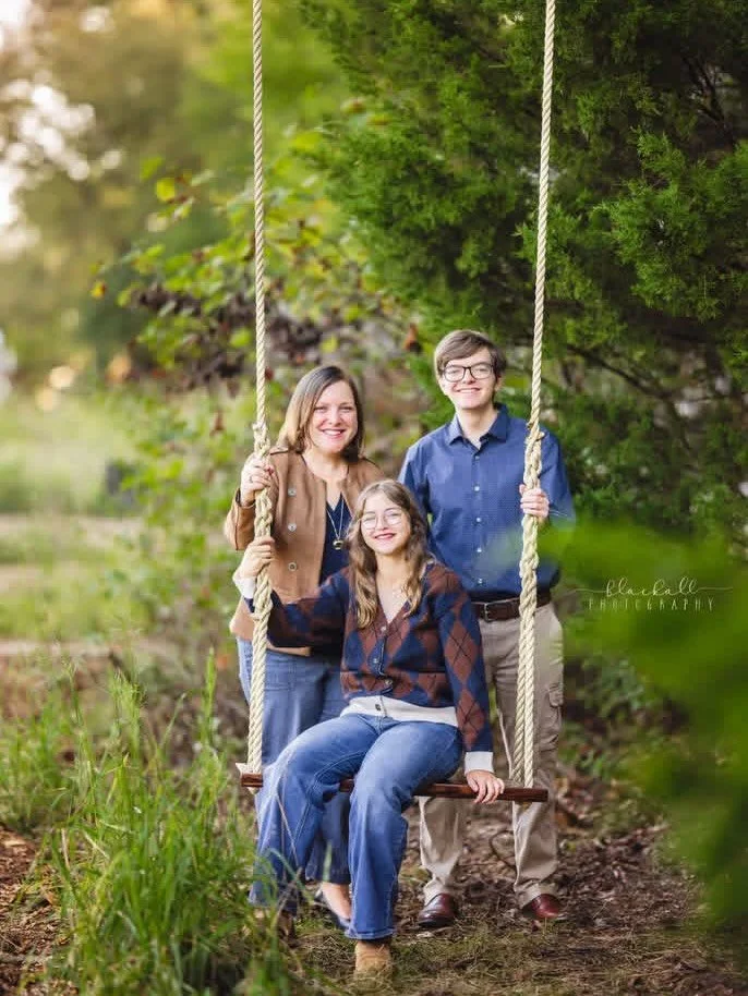 Fall Family Photos | 2026 🍂

Y&rsquo;all&hellip; I&rsquo;ve been photographing this sweet bunch for 14ish years. FOURTEEN. 🥹🤎

I&rsquo;ve watched these kiddos grow up in front of my camera, and somehow, every fall, we&rsquo;re back together making