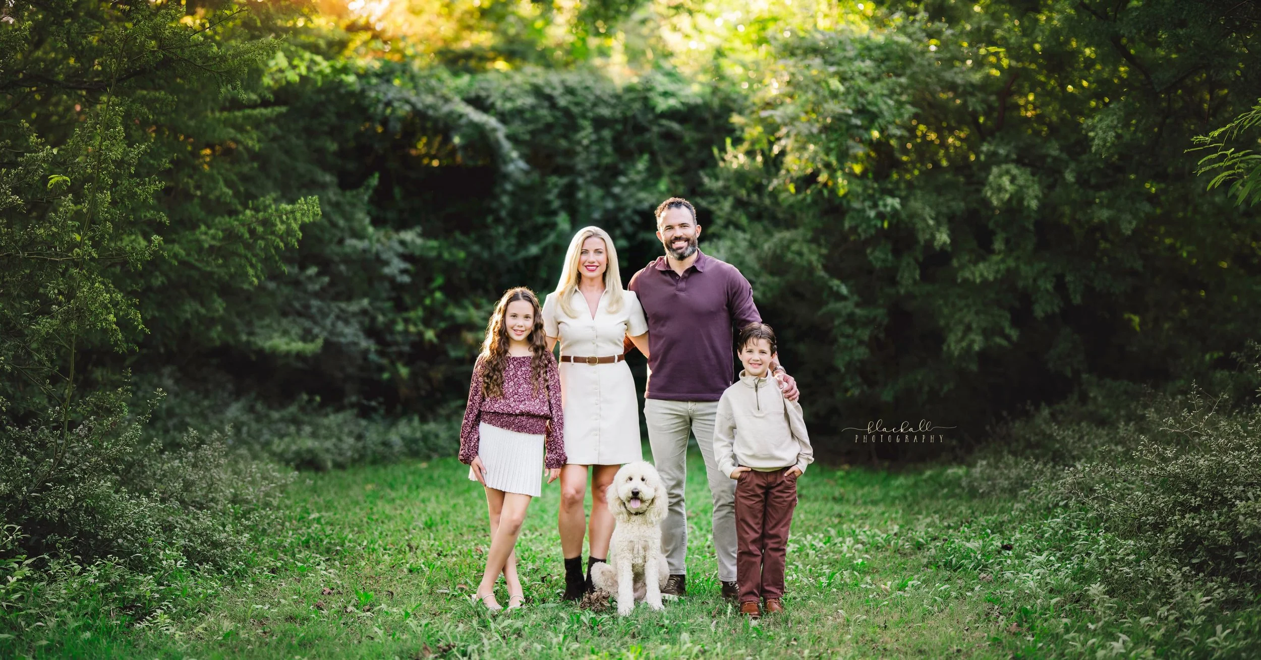 Fall family photos are in full swing over here at Blackall Photography, and today was our 200th session of the year! Yes, I keep track. My lens caps? No. My sessions? Absolutely. 😂📸

And I can&rsquo;t think of a better bunch to hit that milestone w