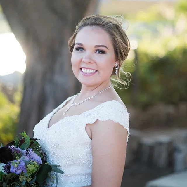 Positively radiant. #blueeyes #bride #texanbride #beardsfloral #wichita #weddingphotography