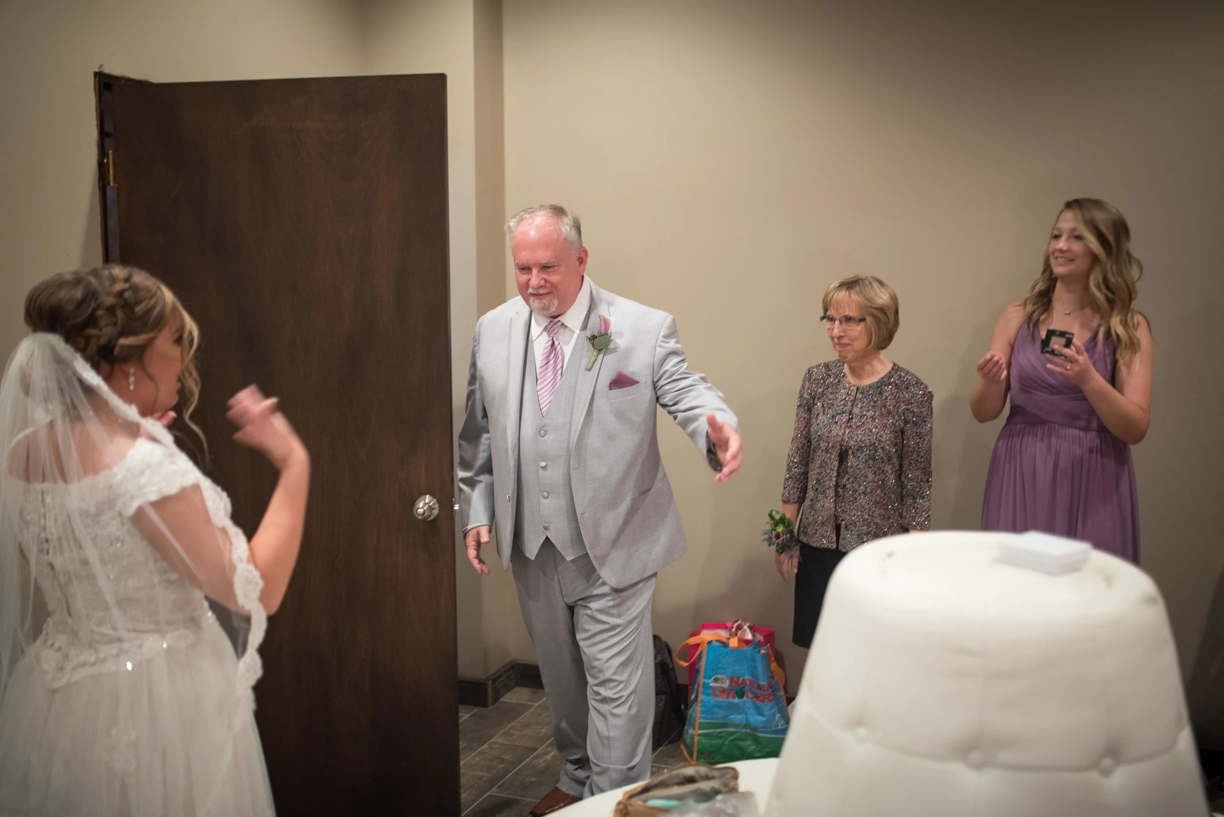 J+A Wedding - Prep-24.jpg