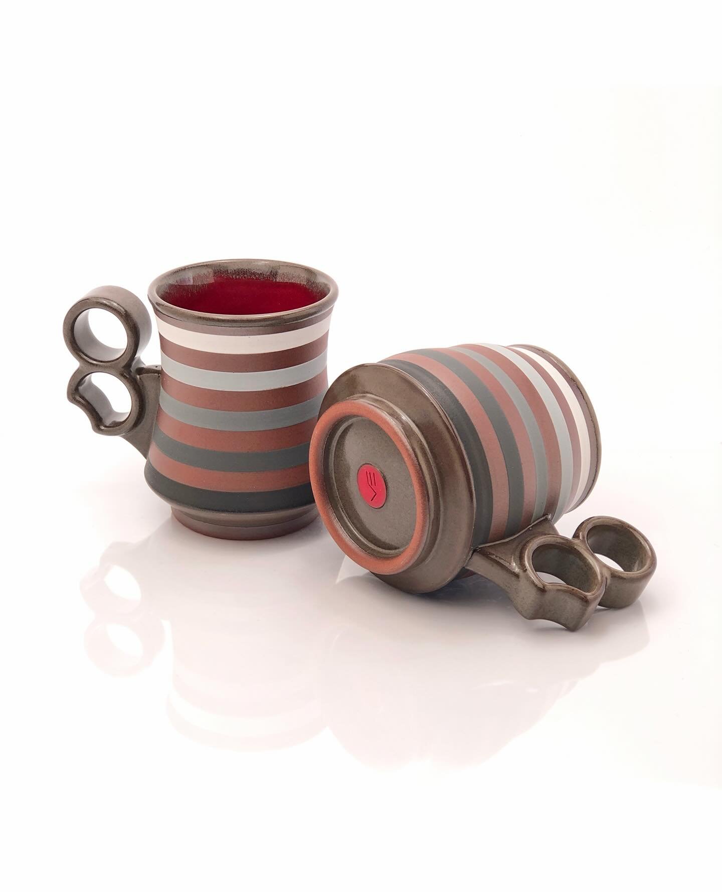 Gradations in neutral &amp; 🌈 I&rsquo;ll have a few dozen mugs on the shelf this Friday (13th😱) at noon (mst) 
#mugshotmonday 
.
.
.
#mugs #🌈 #pottery #ceramics