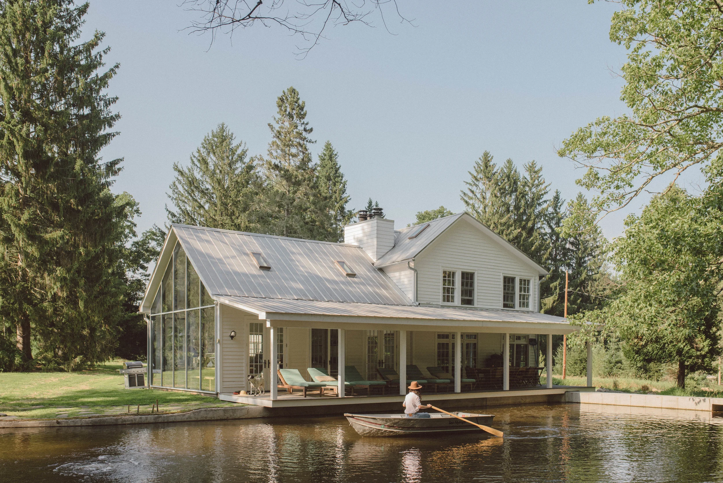 Floating-farmhouse-2018-summer-content-lifestyle-REV1-0071.jpg