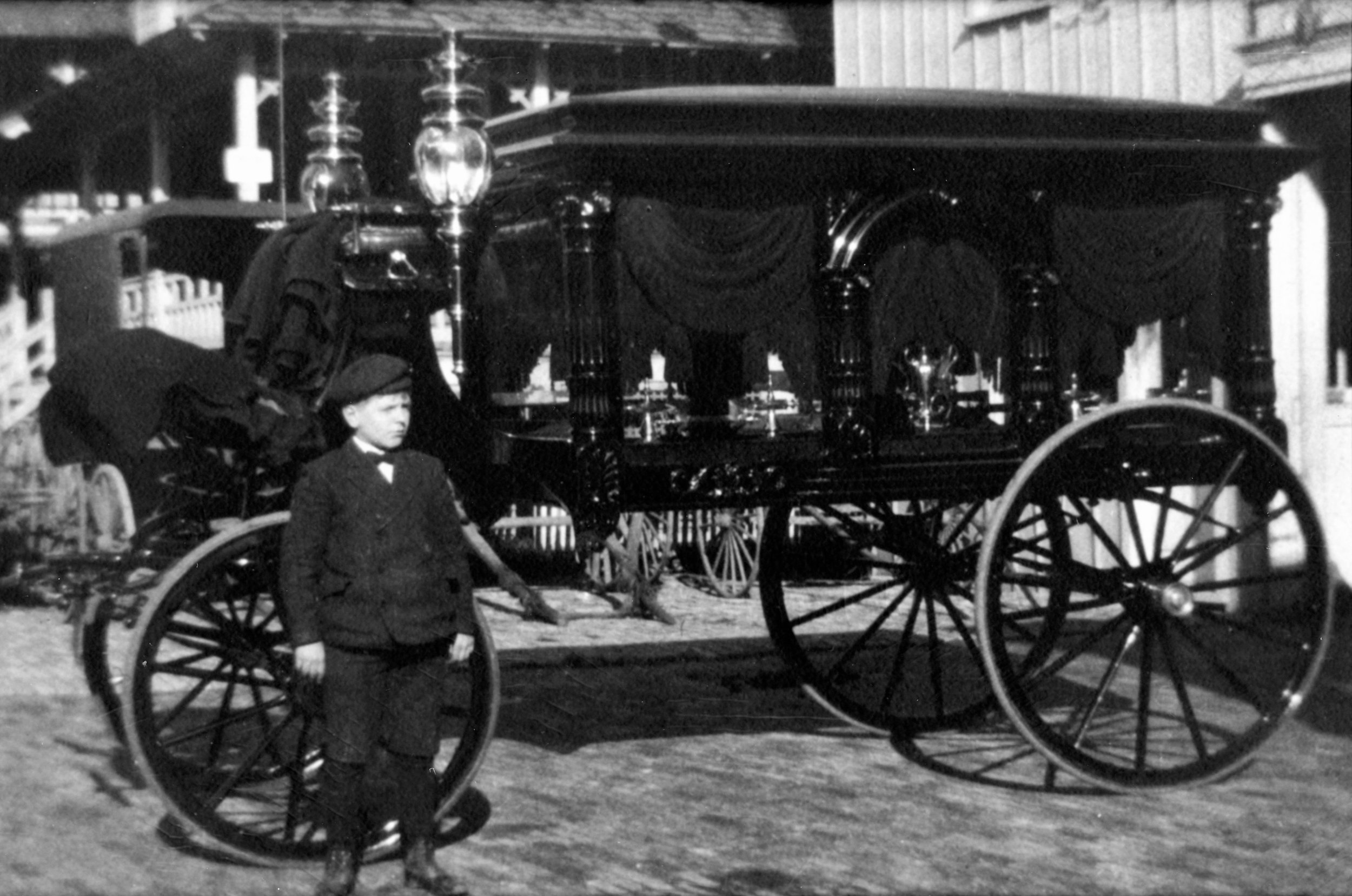 Old Hearse Keates-Plum Funeral Home