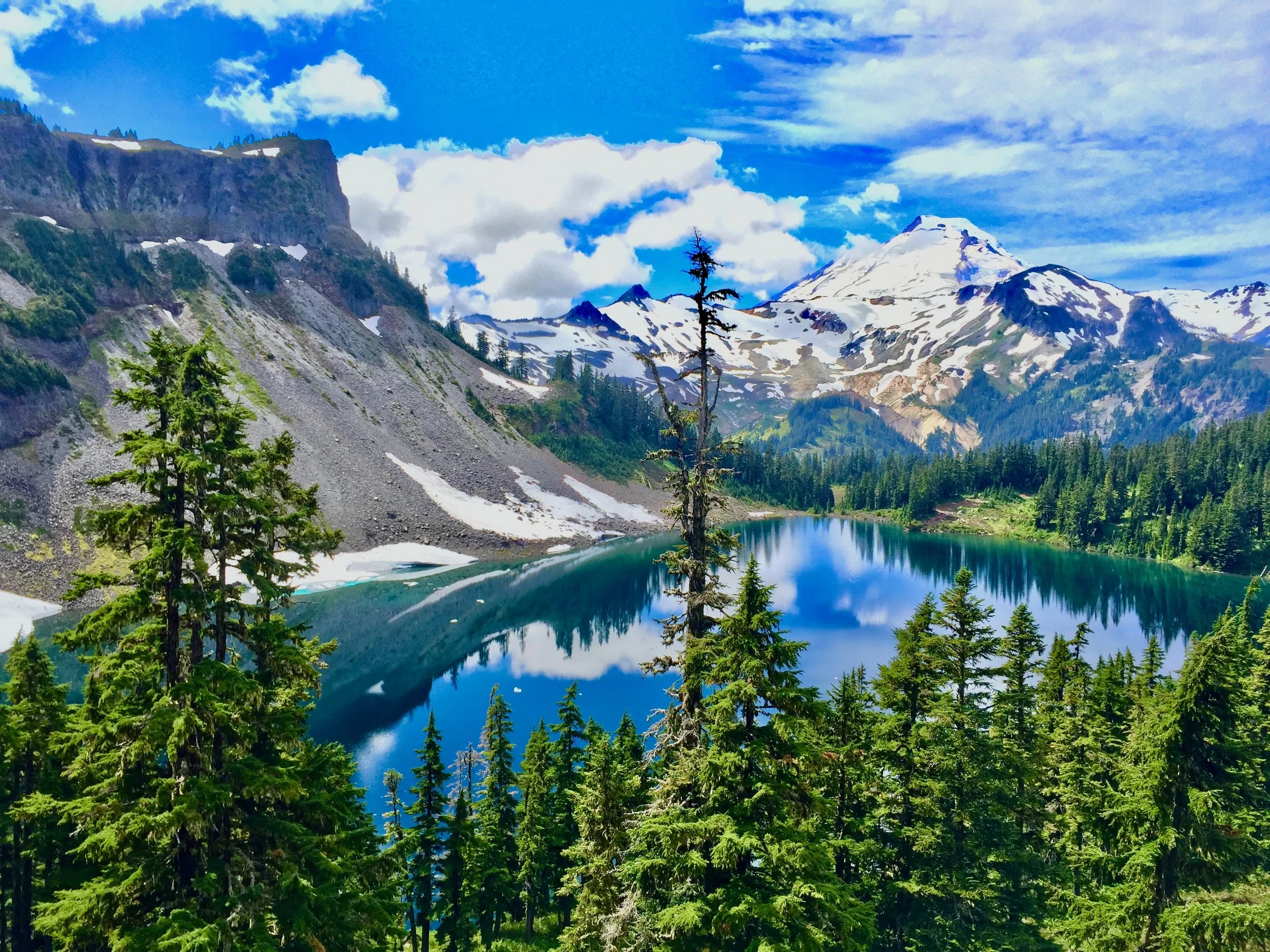 Iceberg Lake from Chain Lakes Loop trail, Washington State, Summer 2017