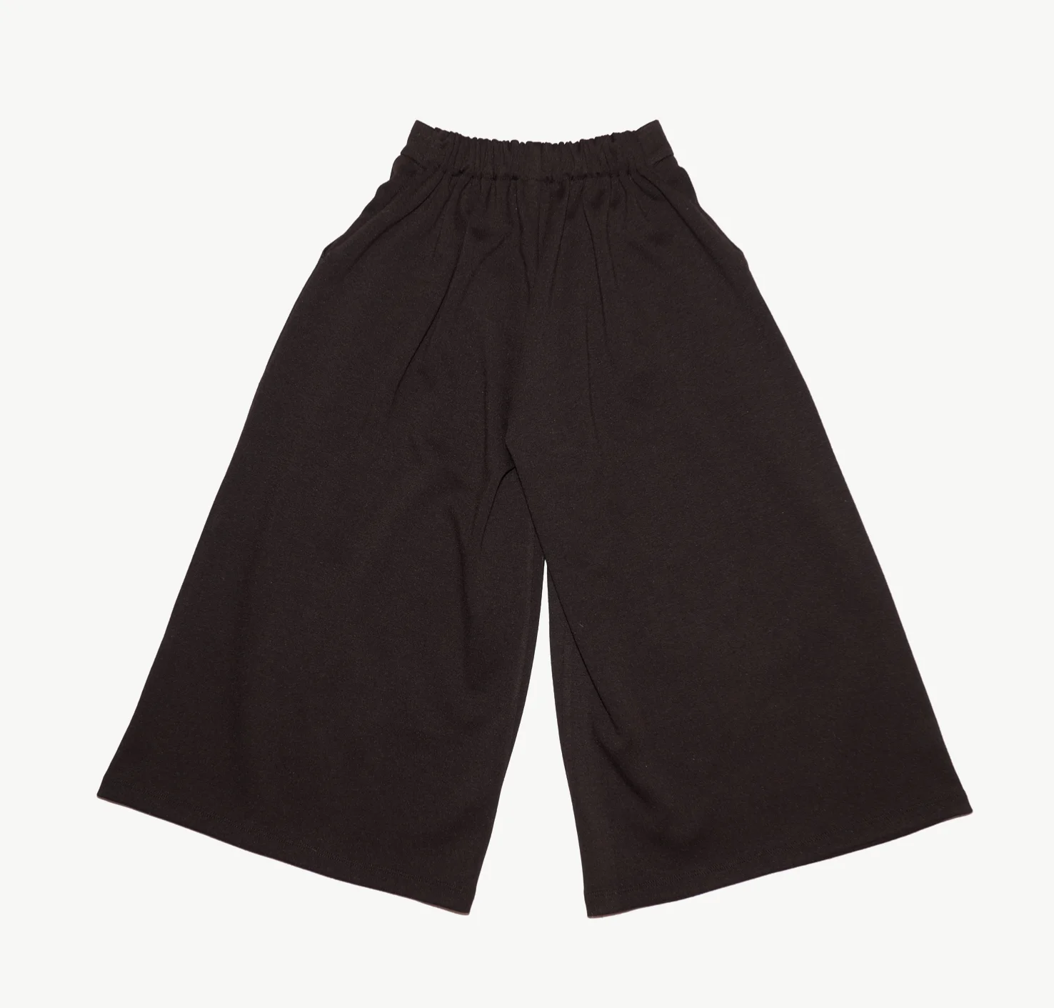 Claire_Pants_Back_Black.jpg