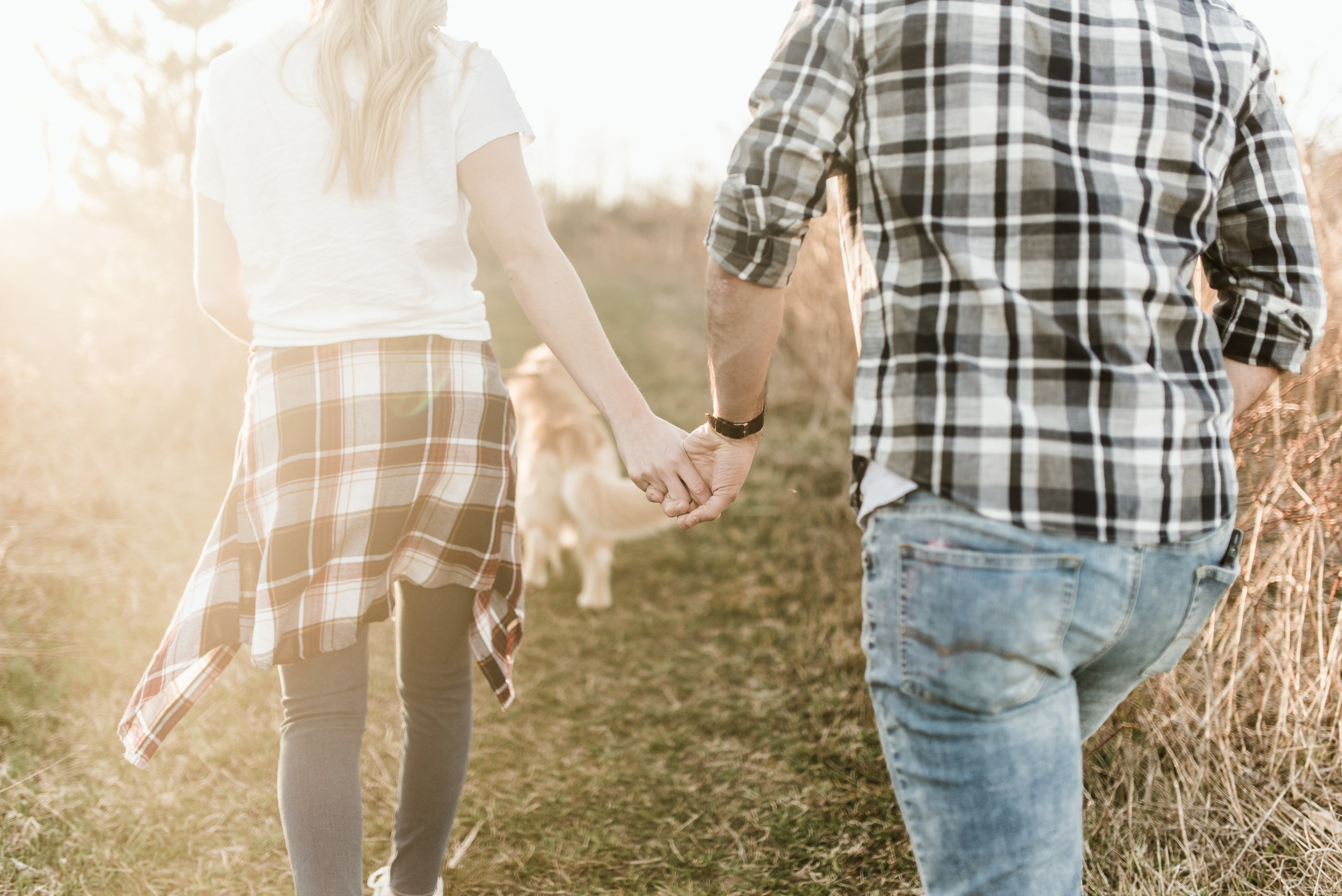 I'm not a huge fan of matching, but Angela and Ryan really pulled it off with double flannel! Her plain white tee and around the waist shirt really helped add contrast.