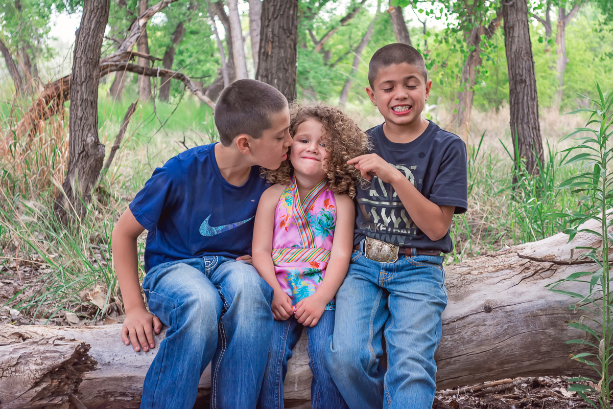 Sibling Portrait, Childhood Photos, Outdoor Portrait Session, Outdoor Family Photos, Cottonwood Trees, Fall Photo Session, Albuquerque Photographer